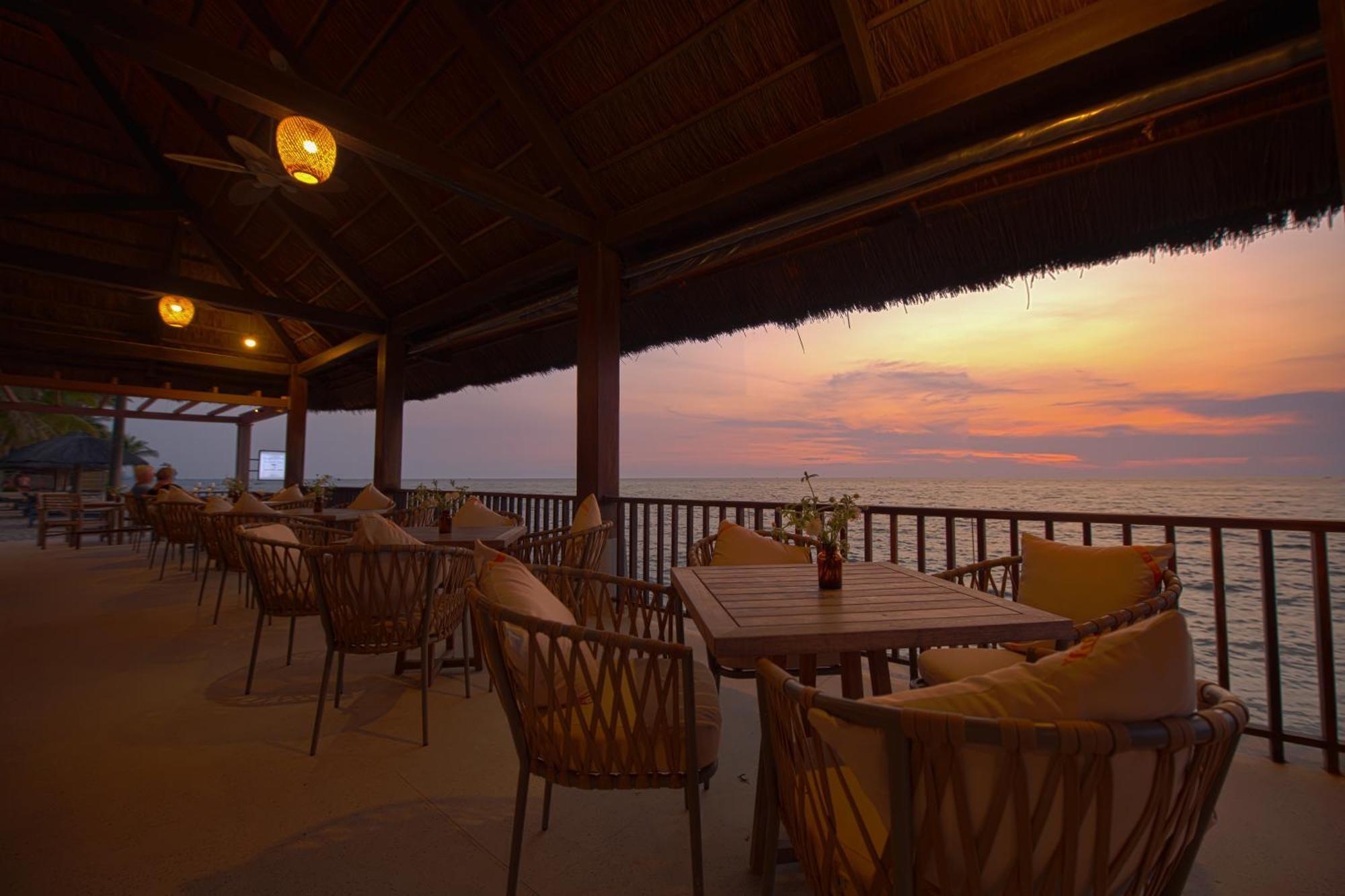 Resort Famiana & - Breakfast Is Served As Brunch 6am30 To 1pm