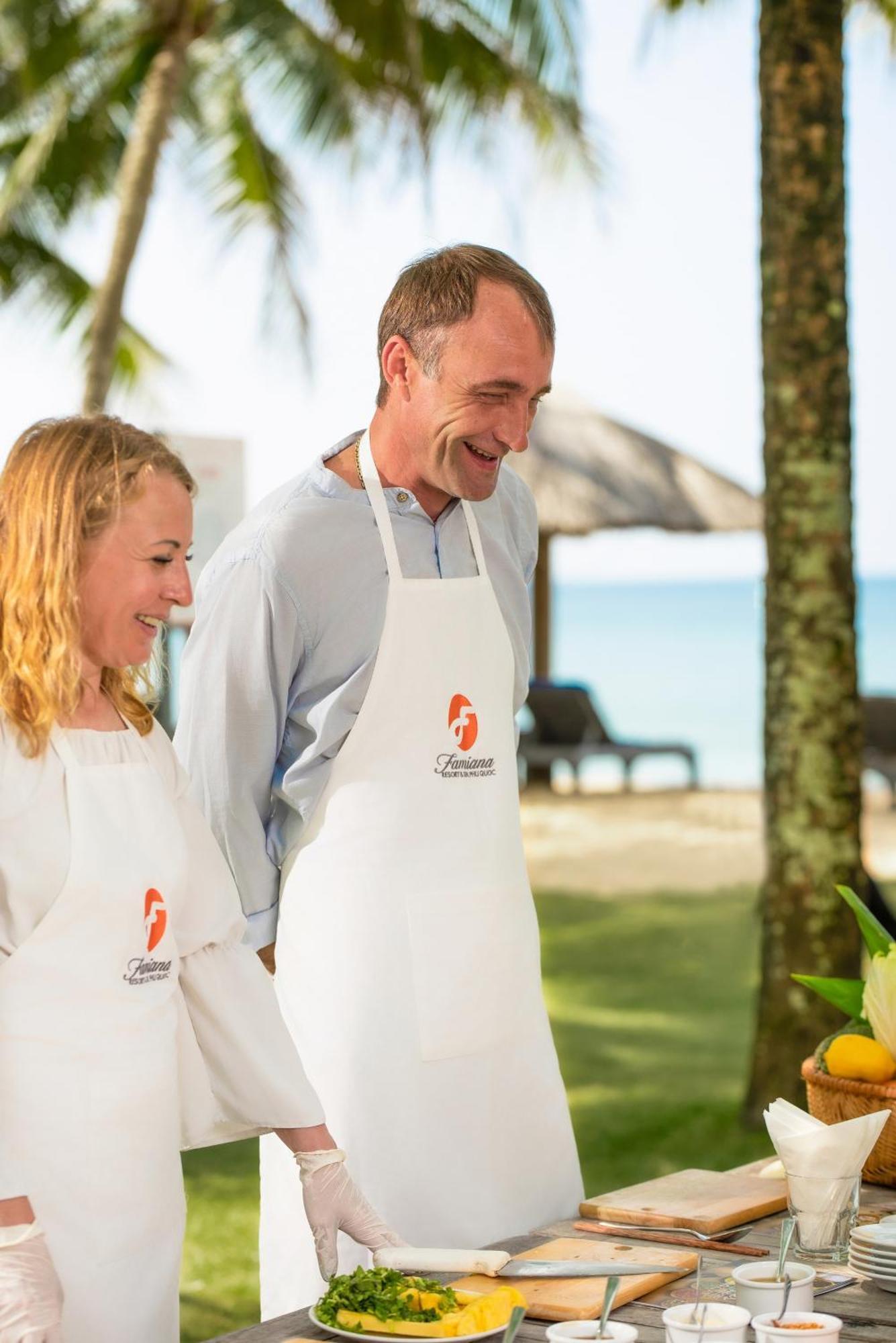 Famiana & - Breakfast Is Served As Brunch 6am30 To 1pm Phu Quoc