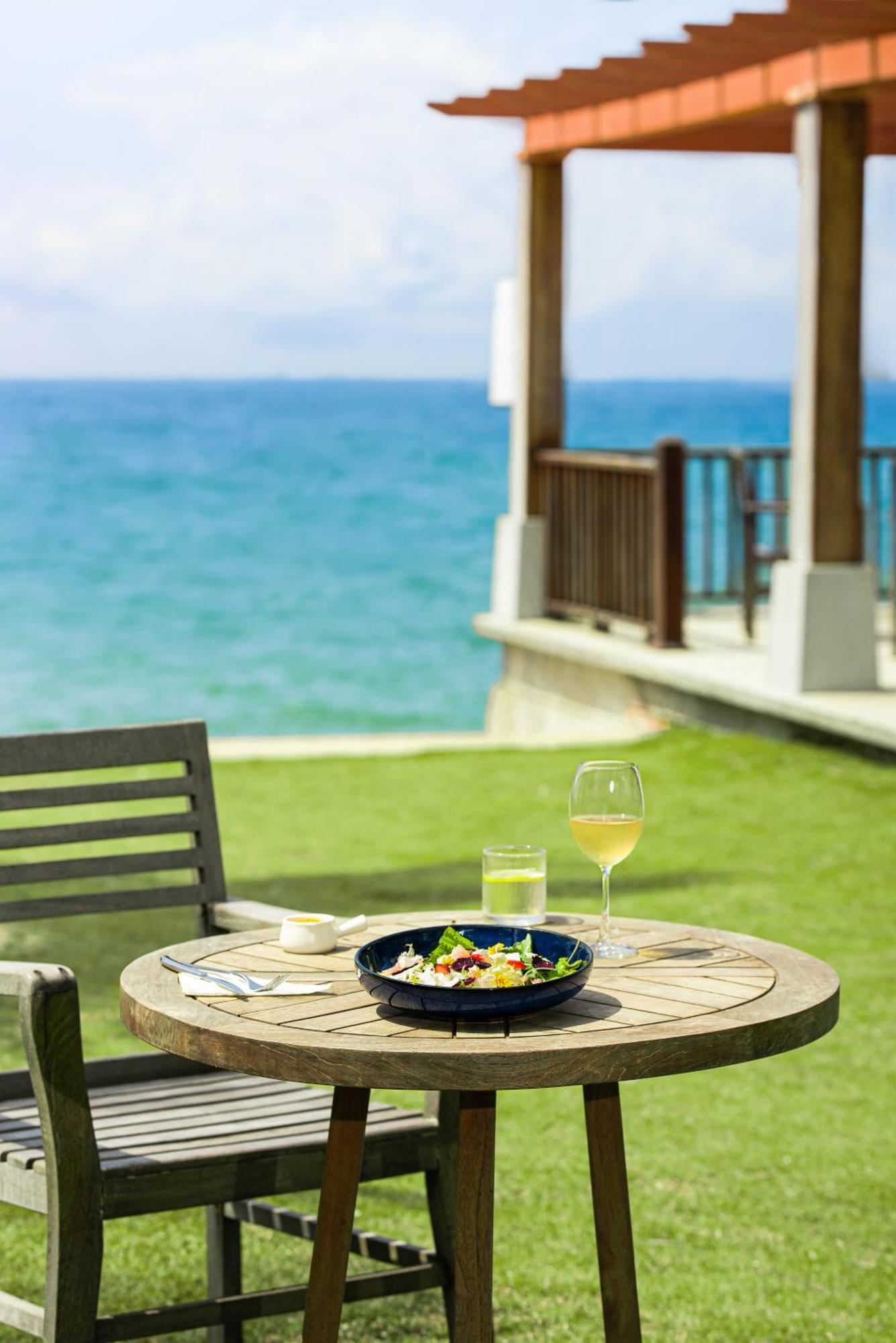 Resort Famiana & - Breakfast Is Served As Brunch 6am30 To 1pm 4*