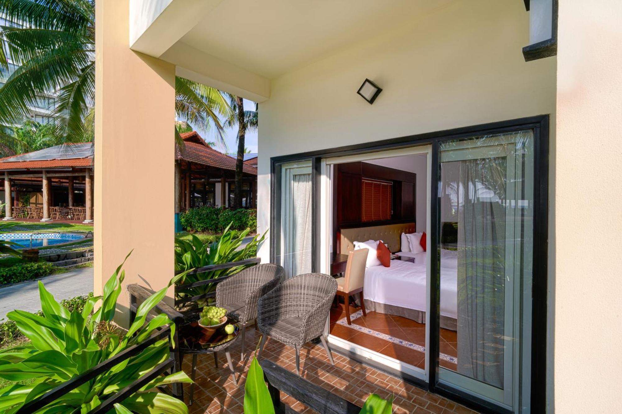 Famiana & - Breakfast Is Served As Brunch 6am30 To 1pm Phu Quoc
