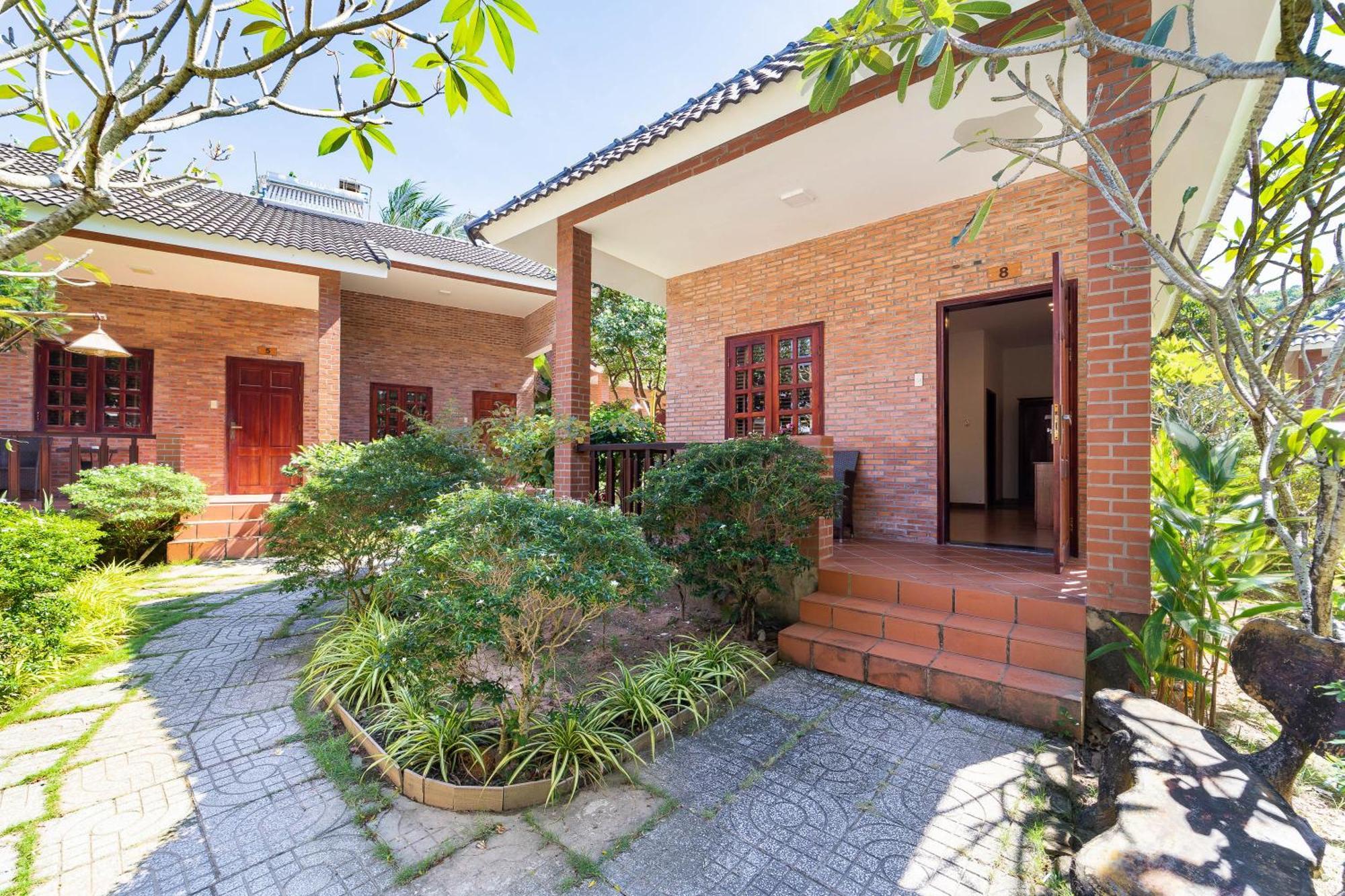 Rum Resort Phu Quoc Hotel 3*