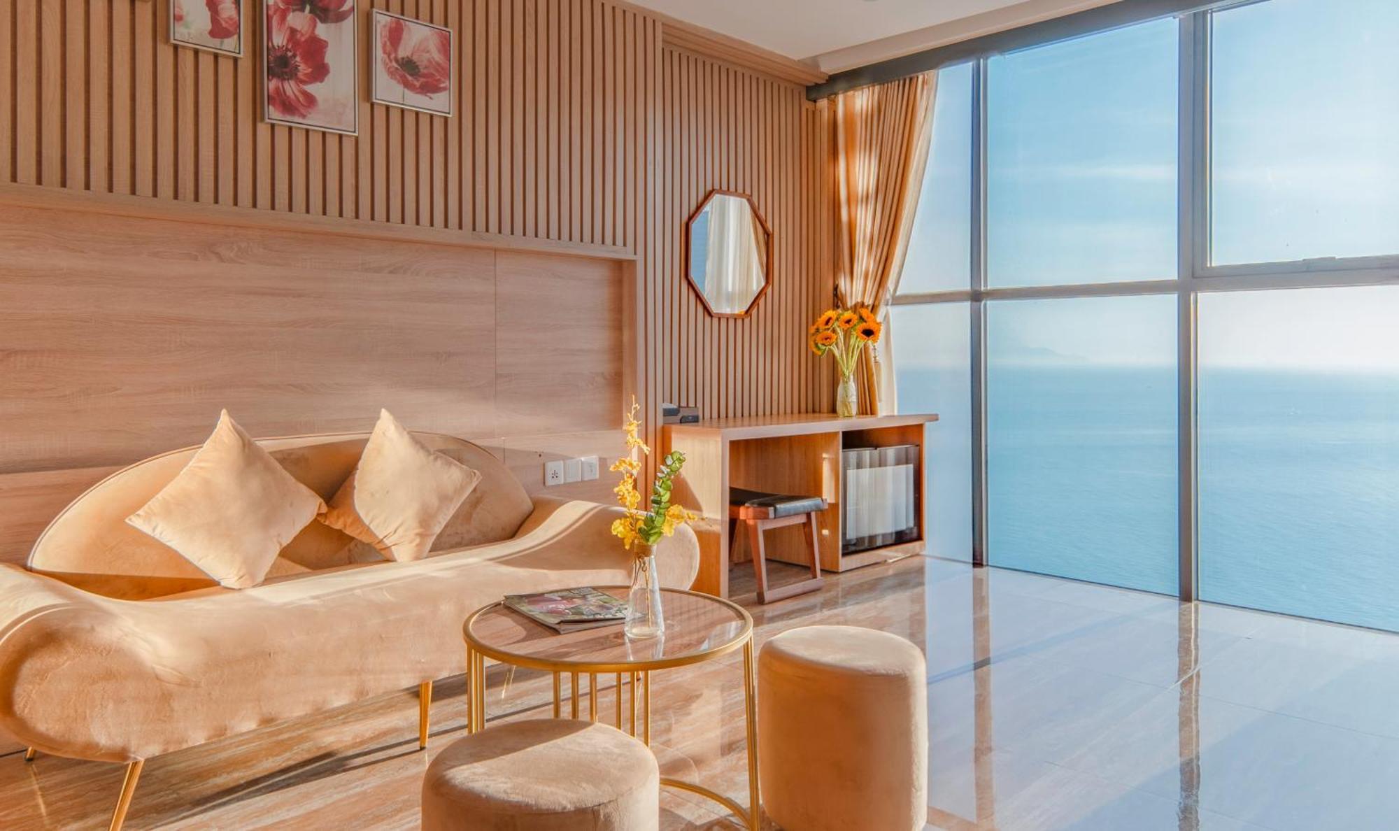 Emerald Bay & Nha Trang