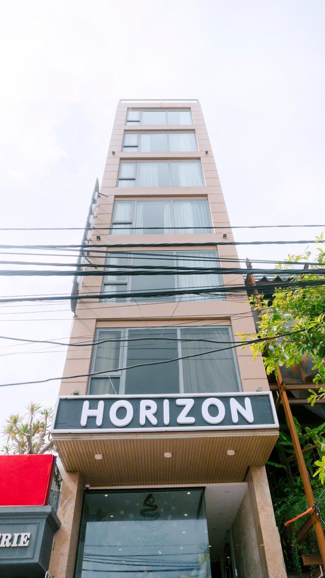 Horizon Front Hotel
