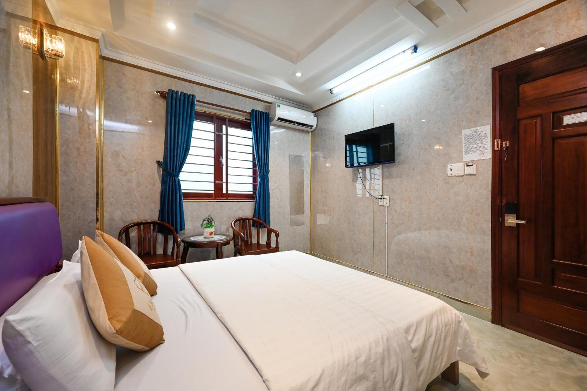 Khách sạn Ly Ly TP. Hồ Chí Minh