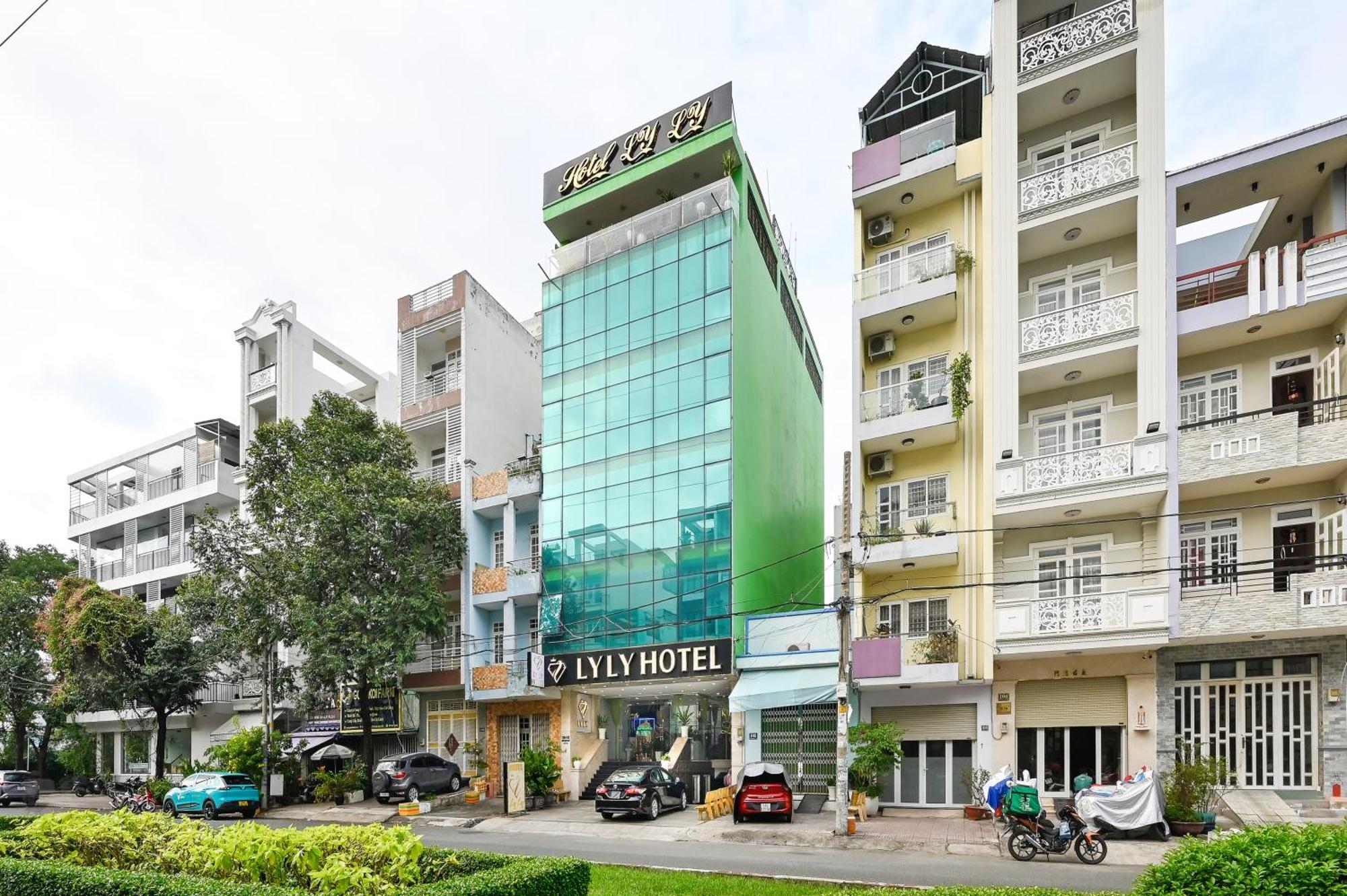 Khách sạn Ly Ly 3*