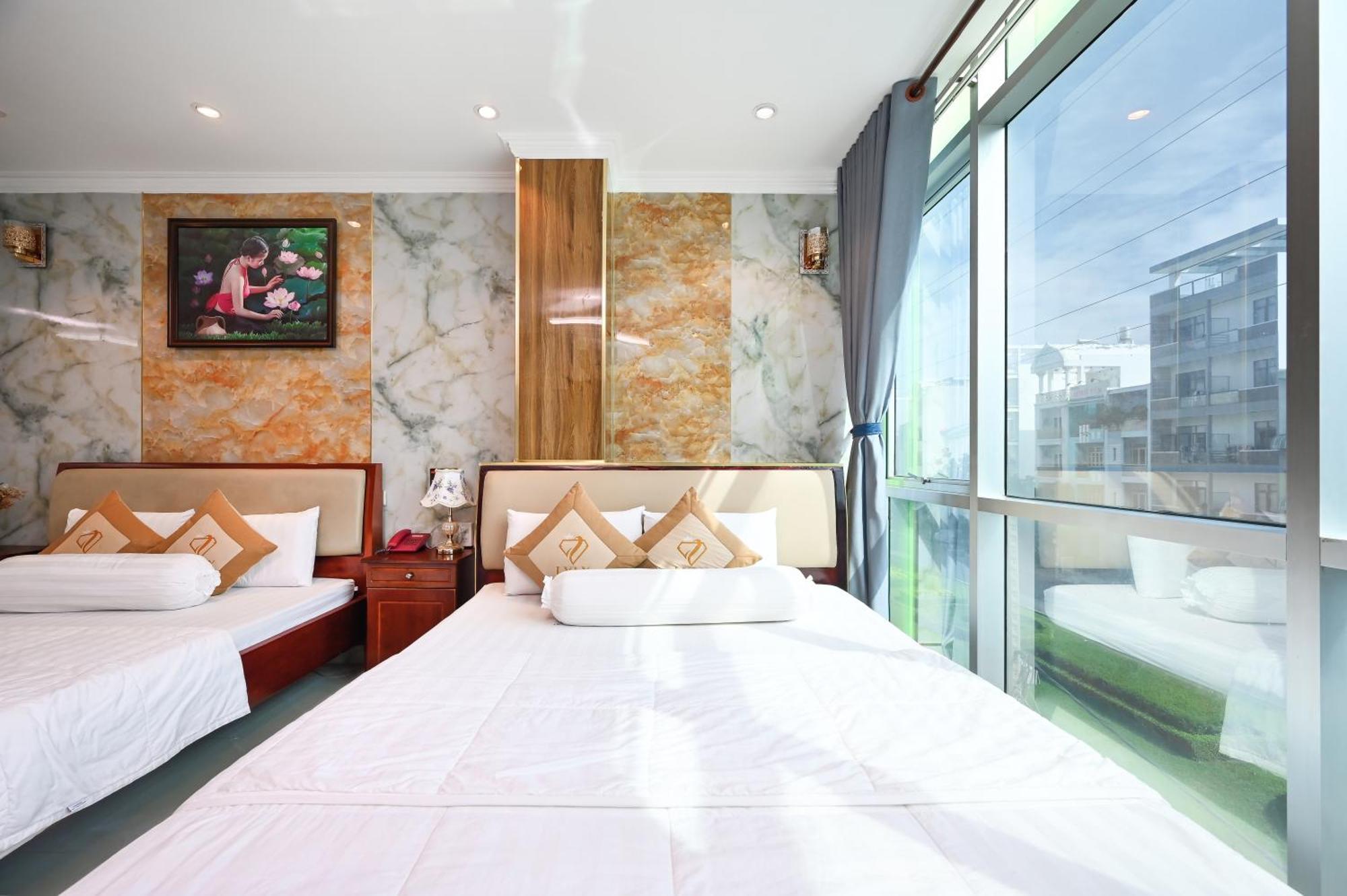 Ly Ly 3* TP. Hồ Chí Minh
