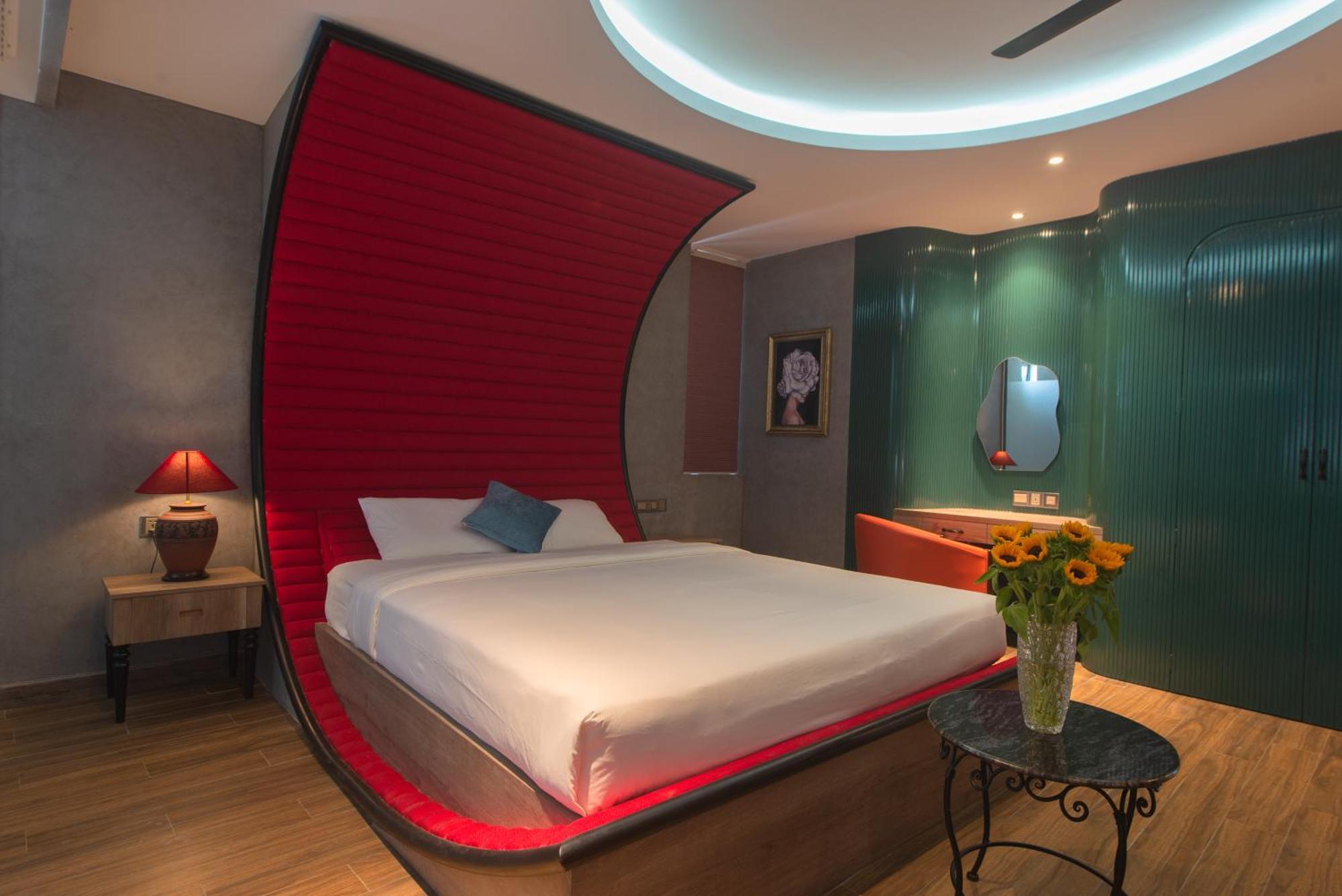 Aaron Boutique Hotel