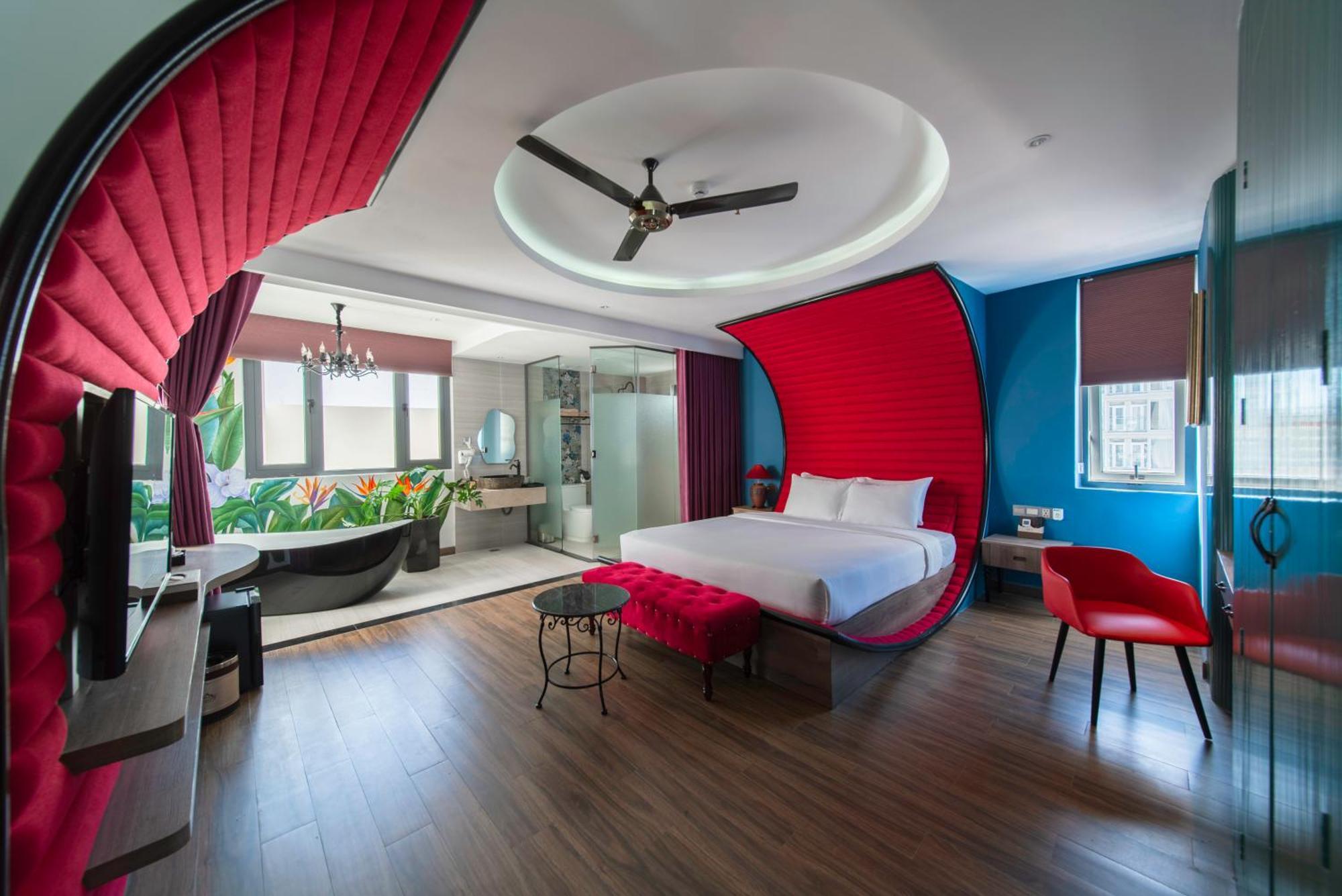 Aaron Boutique Hotel