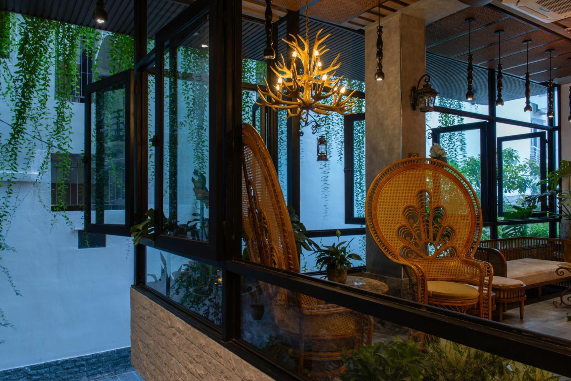 Aaron Boutique 4*