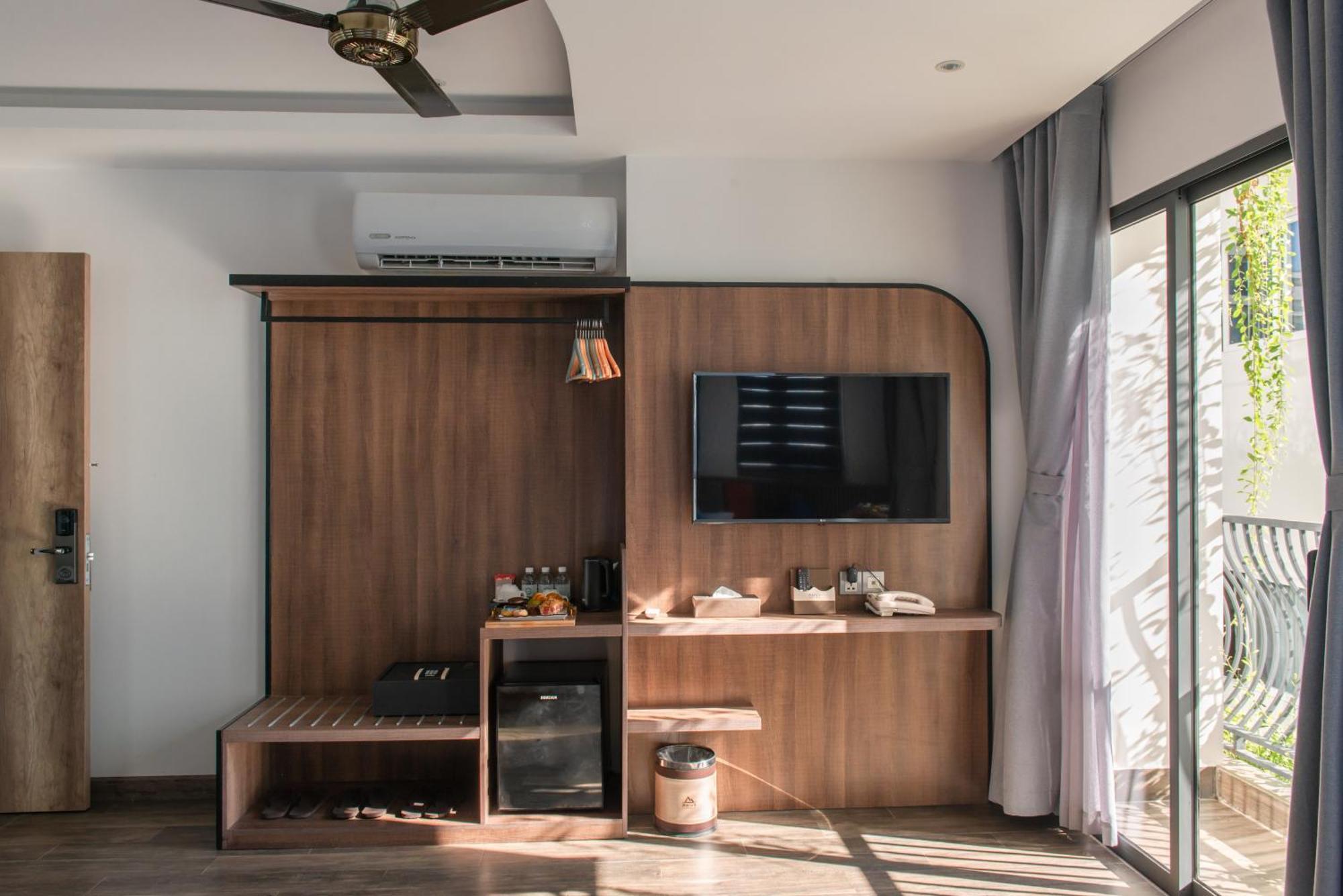 Aaron Boutique Nha Trang