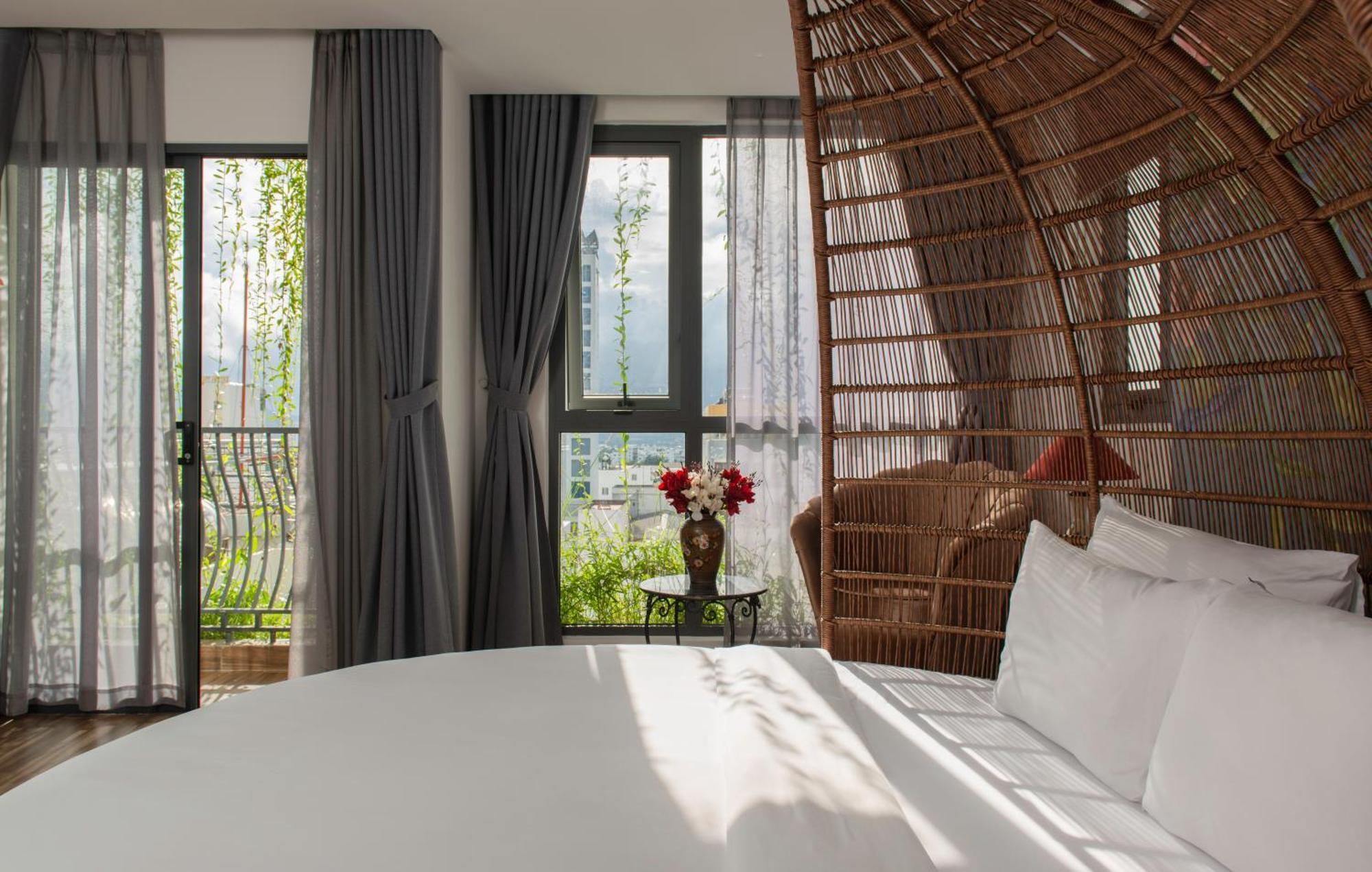 Aaron Boutique Nha Trang