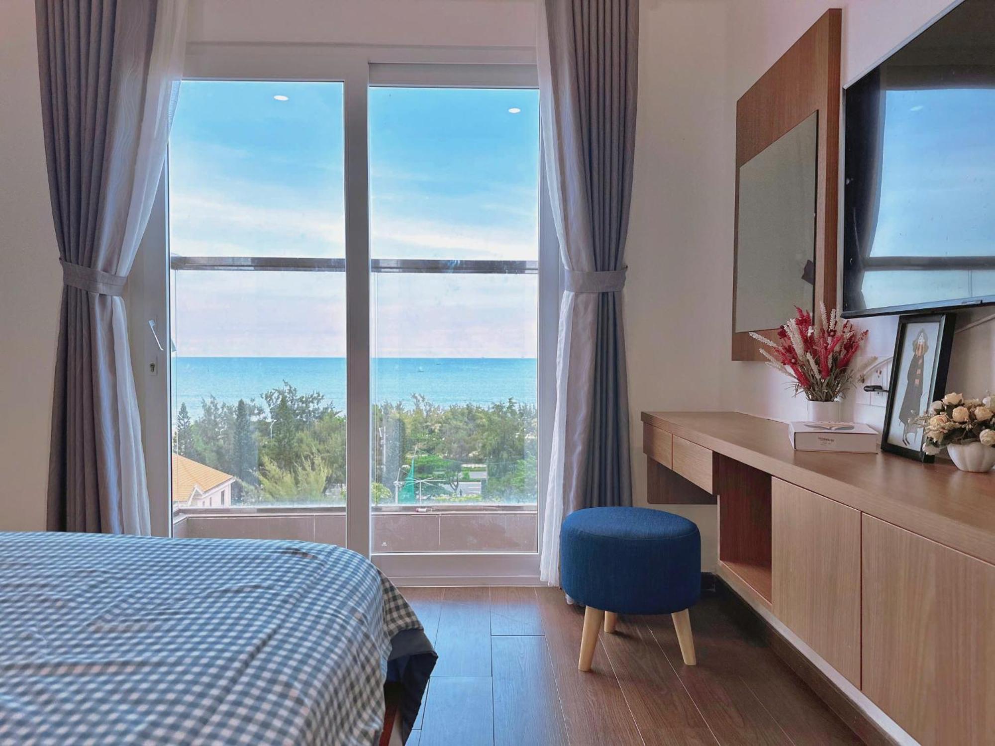 Mermaid Seaview - Blue * Vung Tau