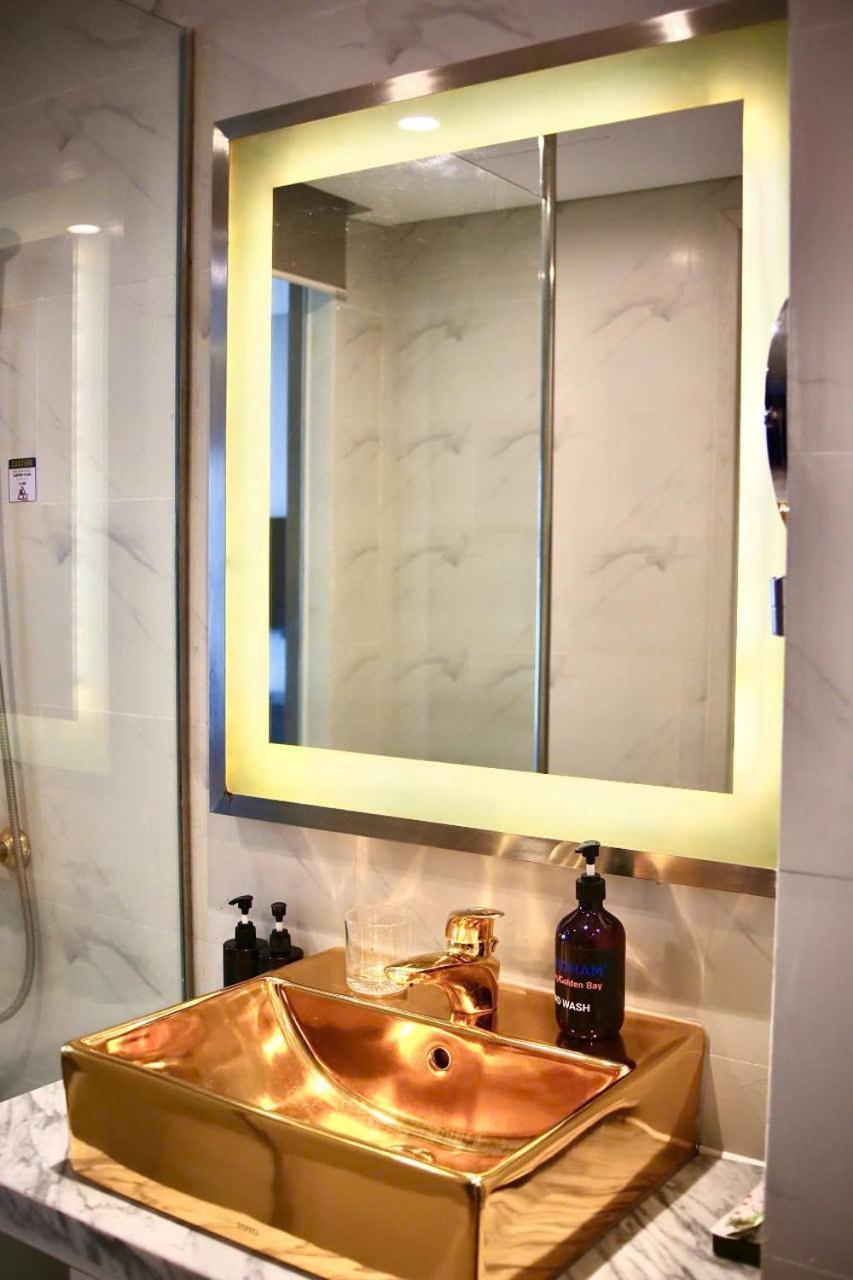 Hotel Golden With Sea View 5*