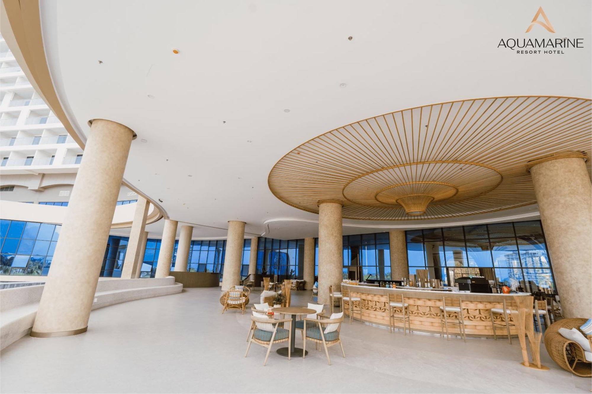 Resort Aquamarine Beachfront & 5*