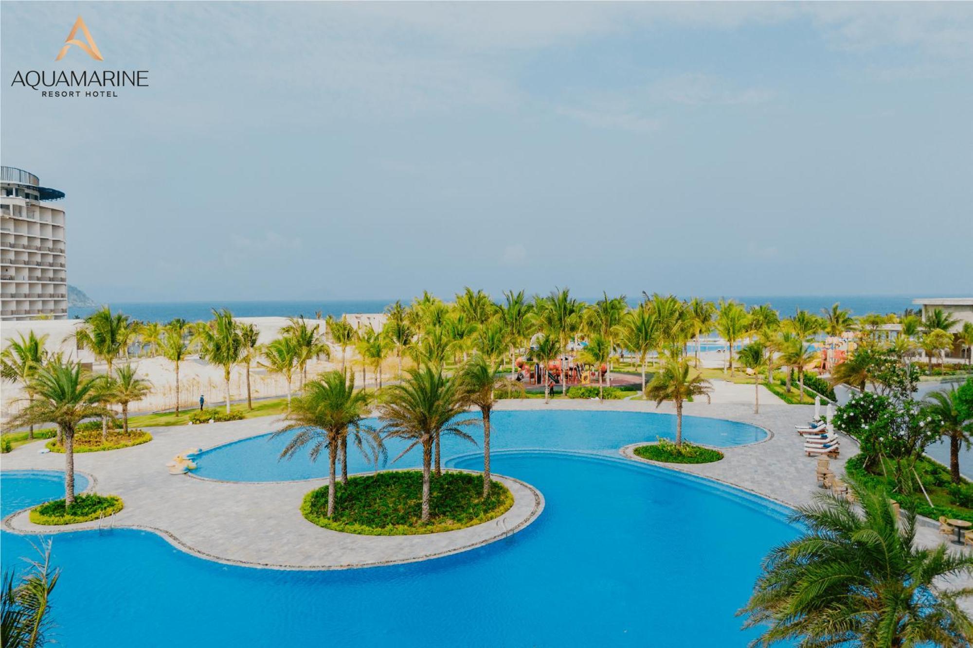 Aquamarine Beachfront &