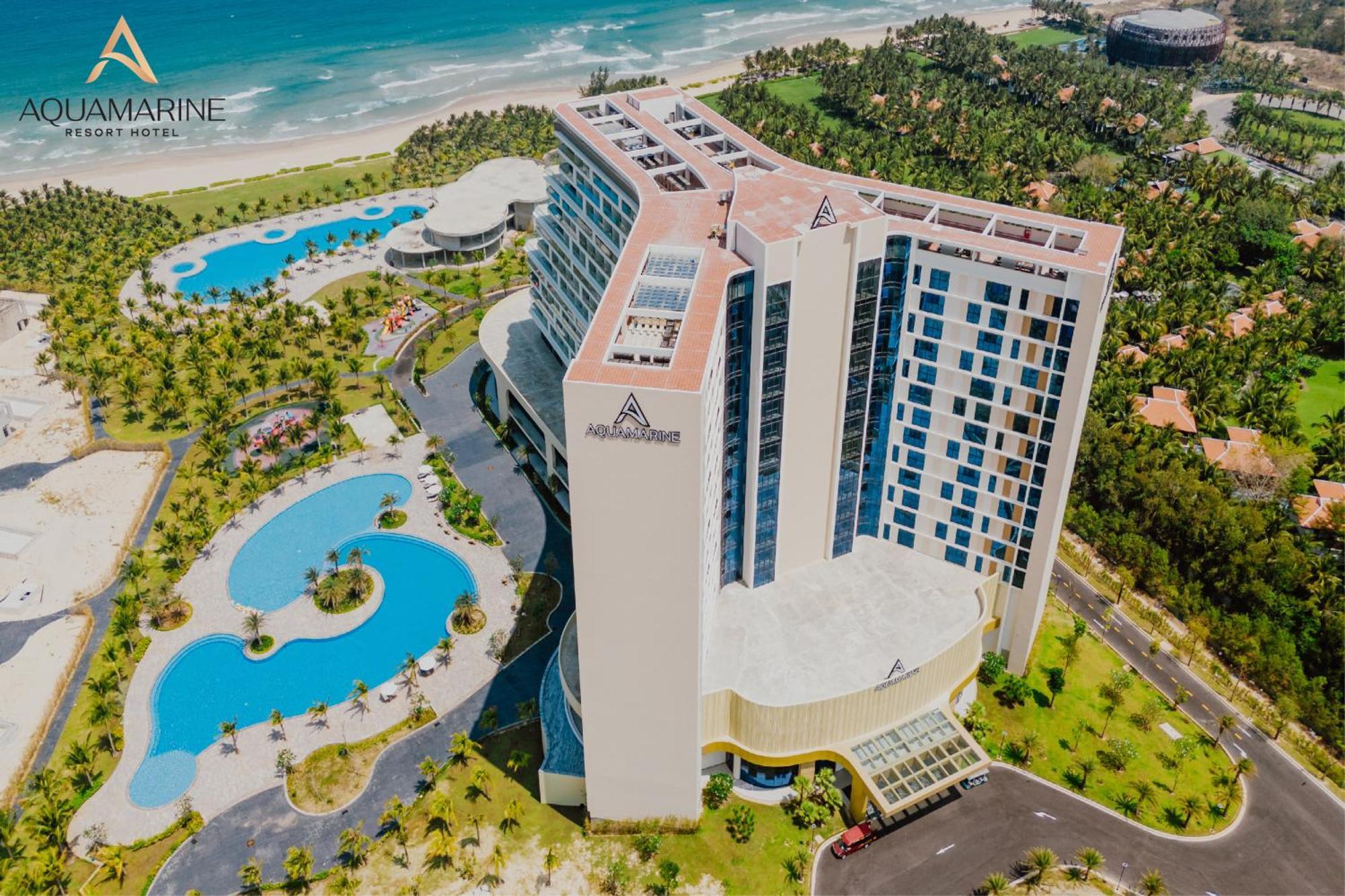 Aquamarine Beachfront &