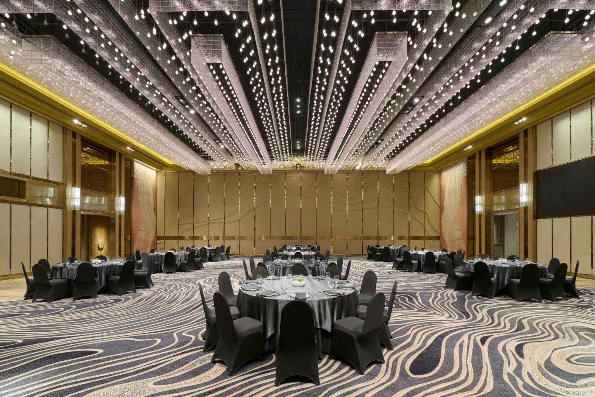 Khách sạn Intercontinental Sài Gòn 5*