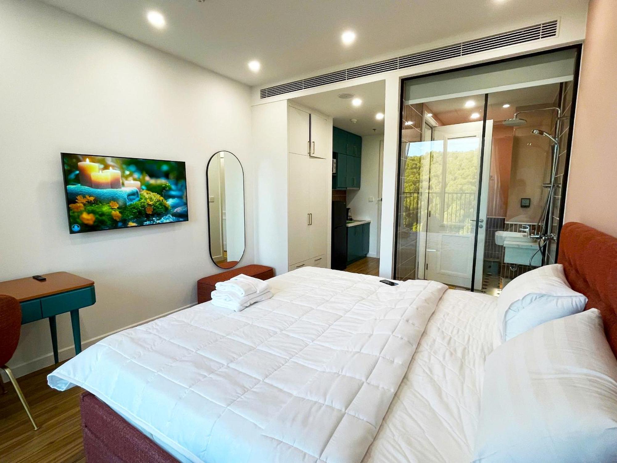 P.h.o Apartment *