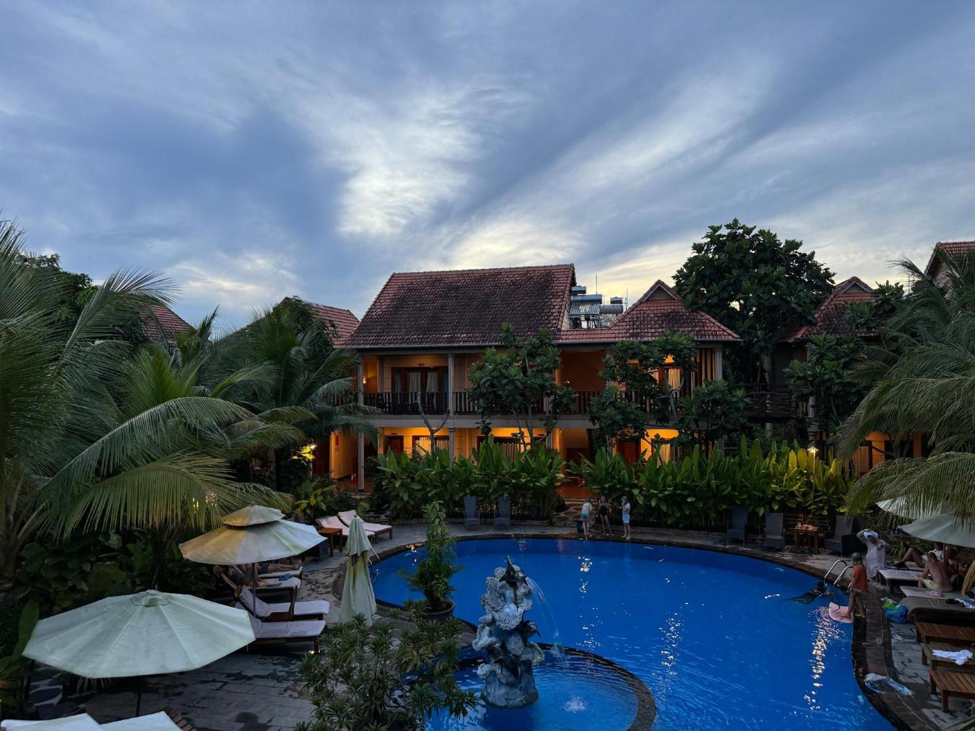 Resort Golden Topaz 3*