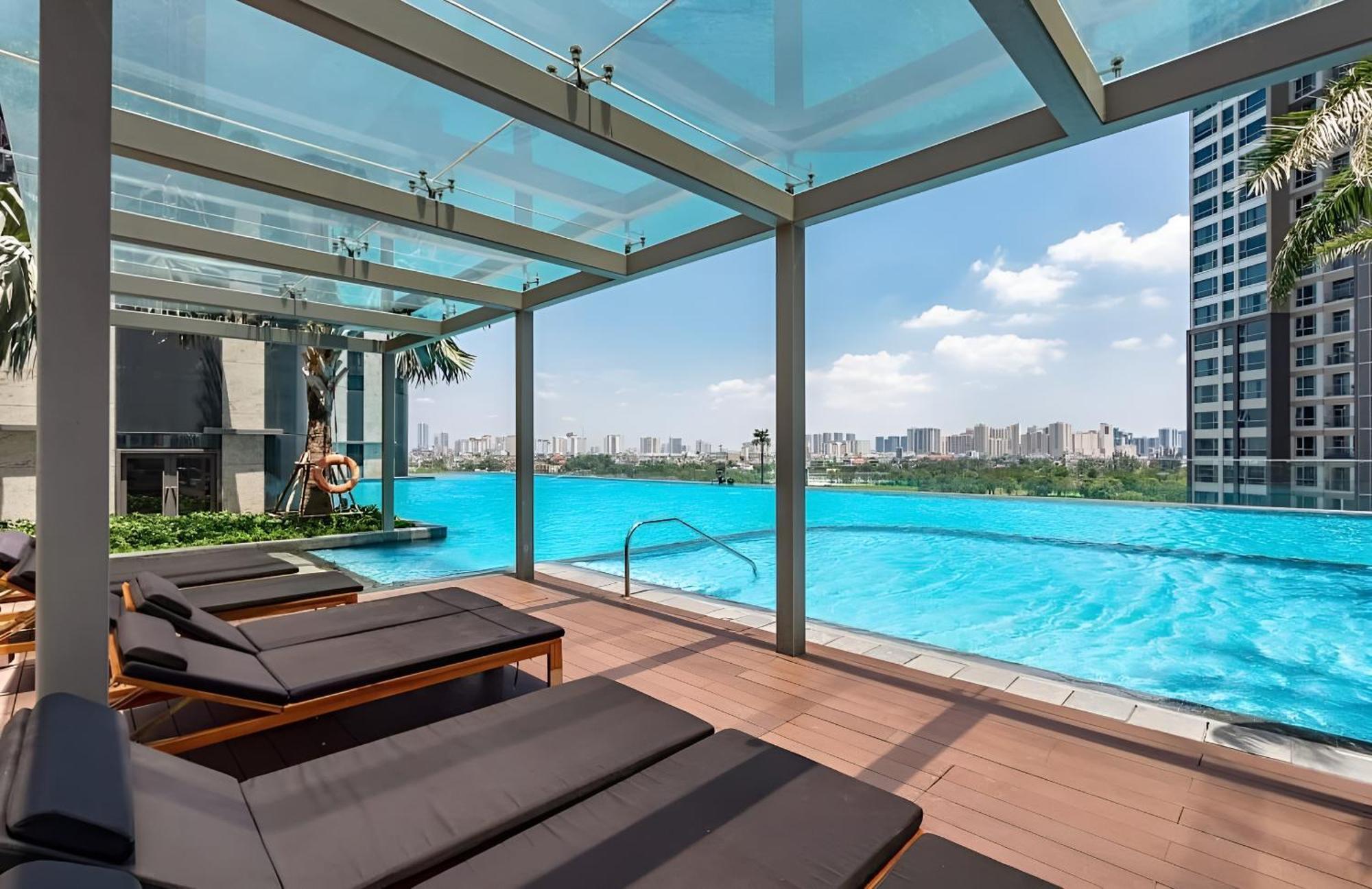 Khách sạn hẻo lánh The Luxe Nest Riverside - Vinhome Landmark 81 4*