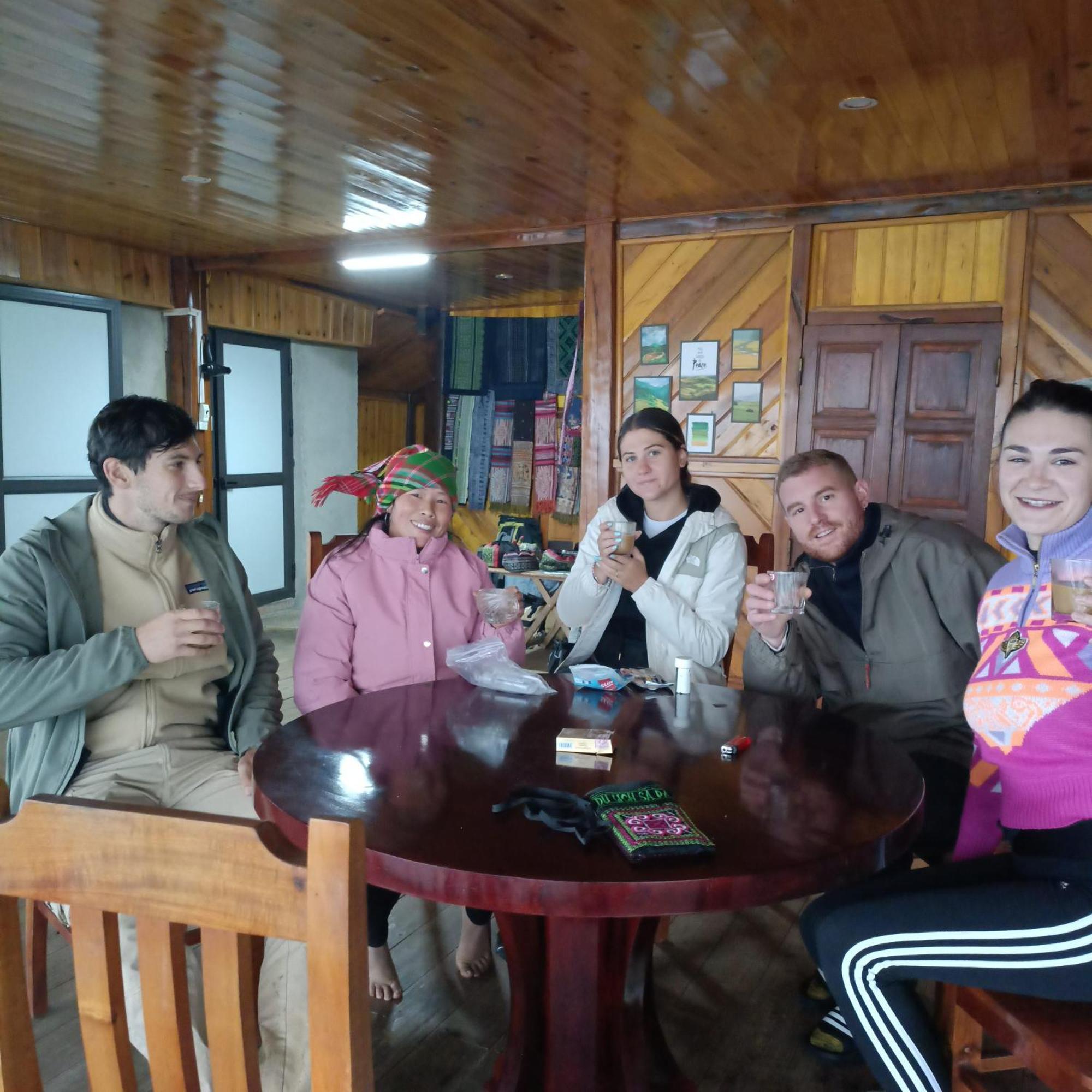 Ma Si H'mong Ta Phin Apartment Sapa