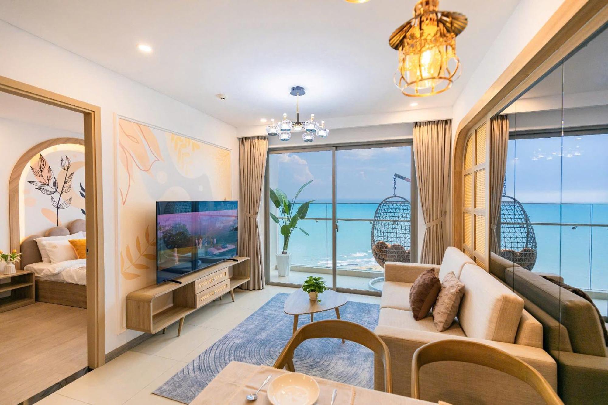 The Song 5 Stars - Ho Du Lich Bien 5 Sao - Minh Toan's Vung Tau