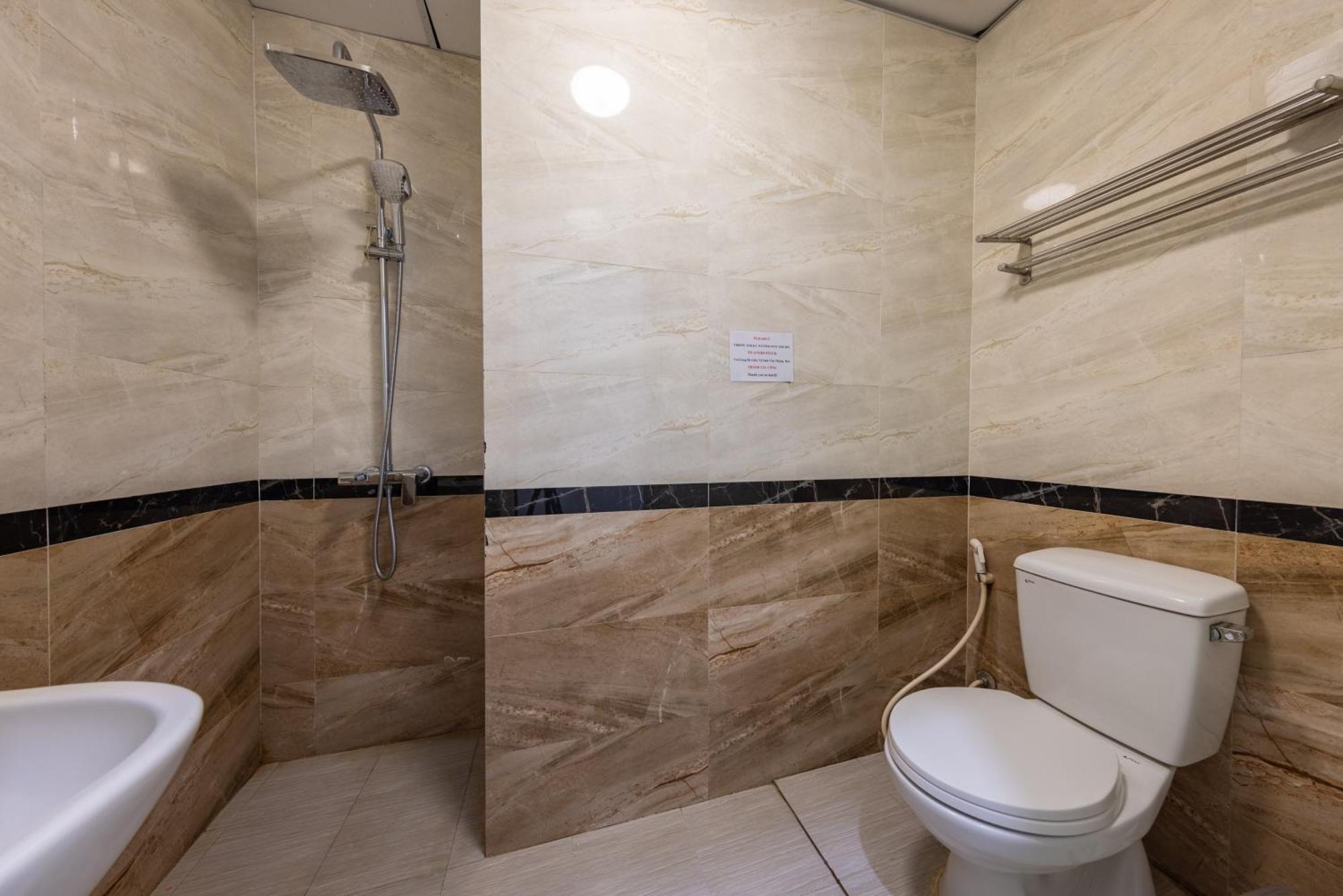 Capital & Hotel 3*