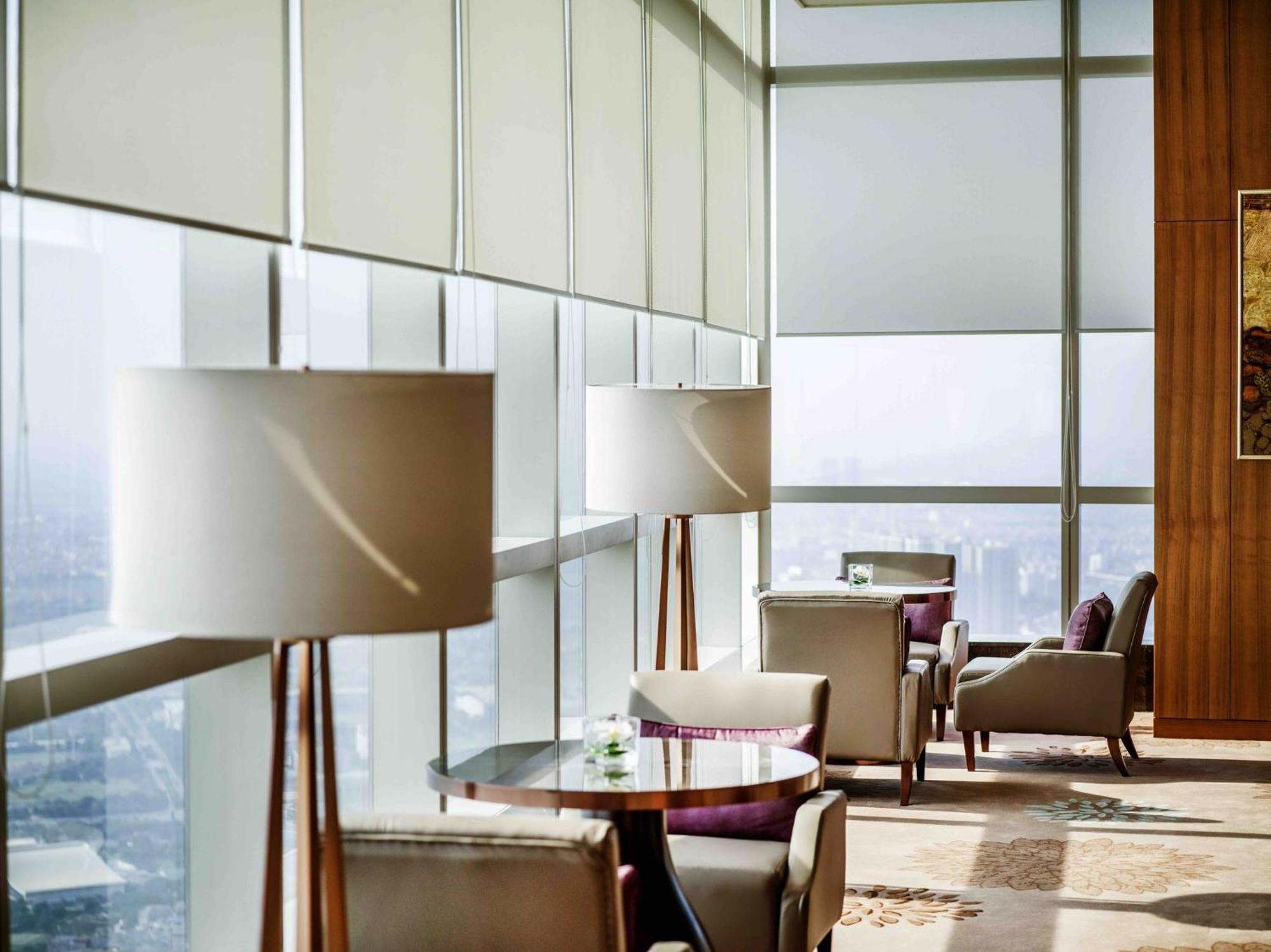 Intercontinental Landmark72 By Ihg Hotel Hanoi