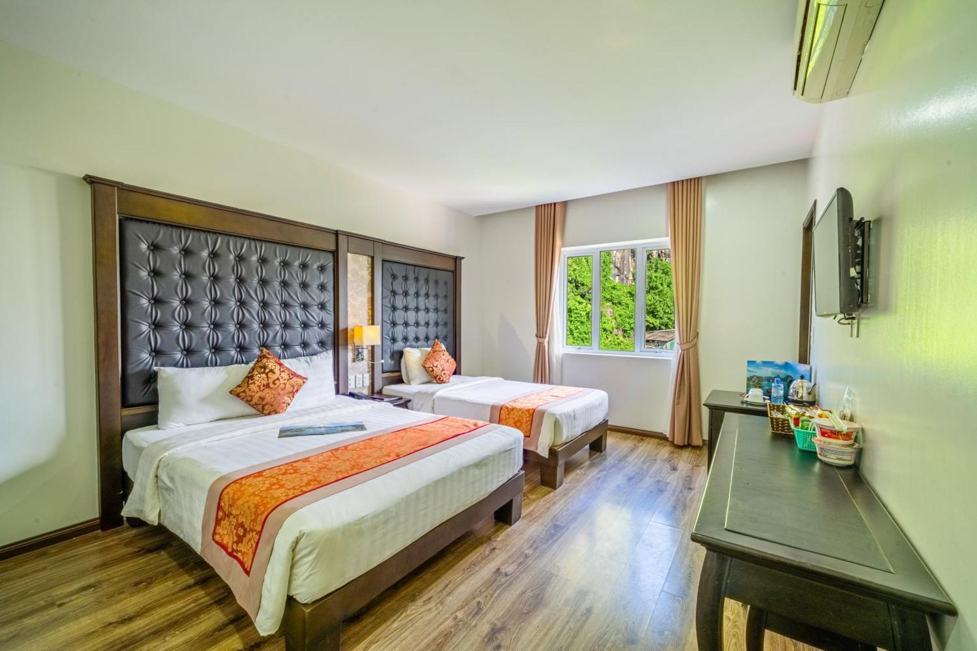 Park Hotel 2*