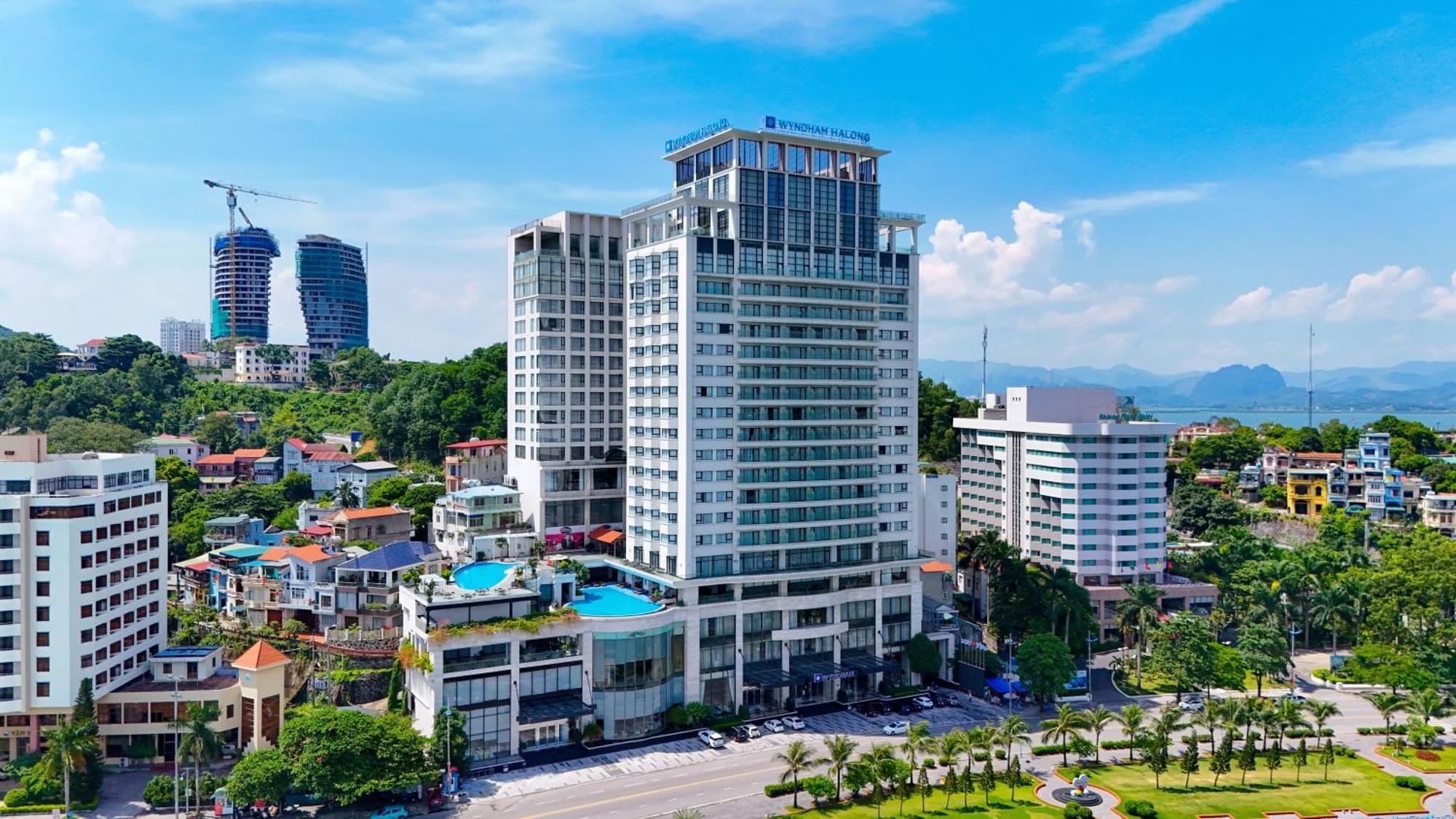 Hotel Wyndham Legend Halong 5*