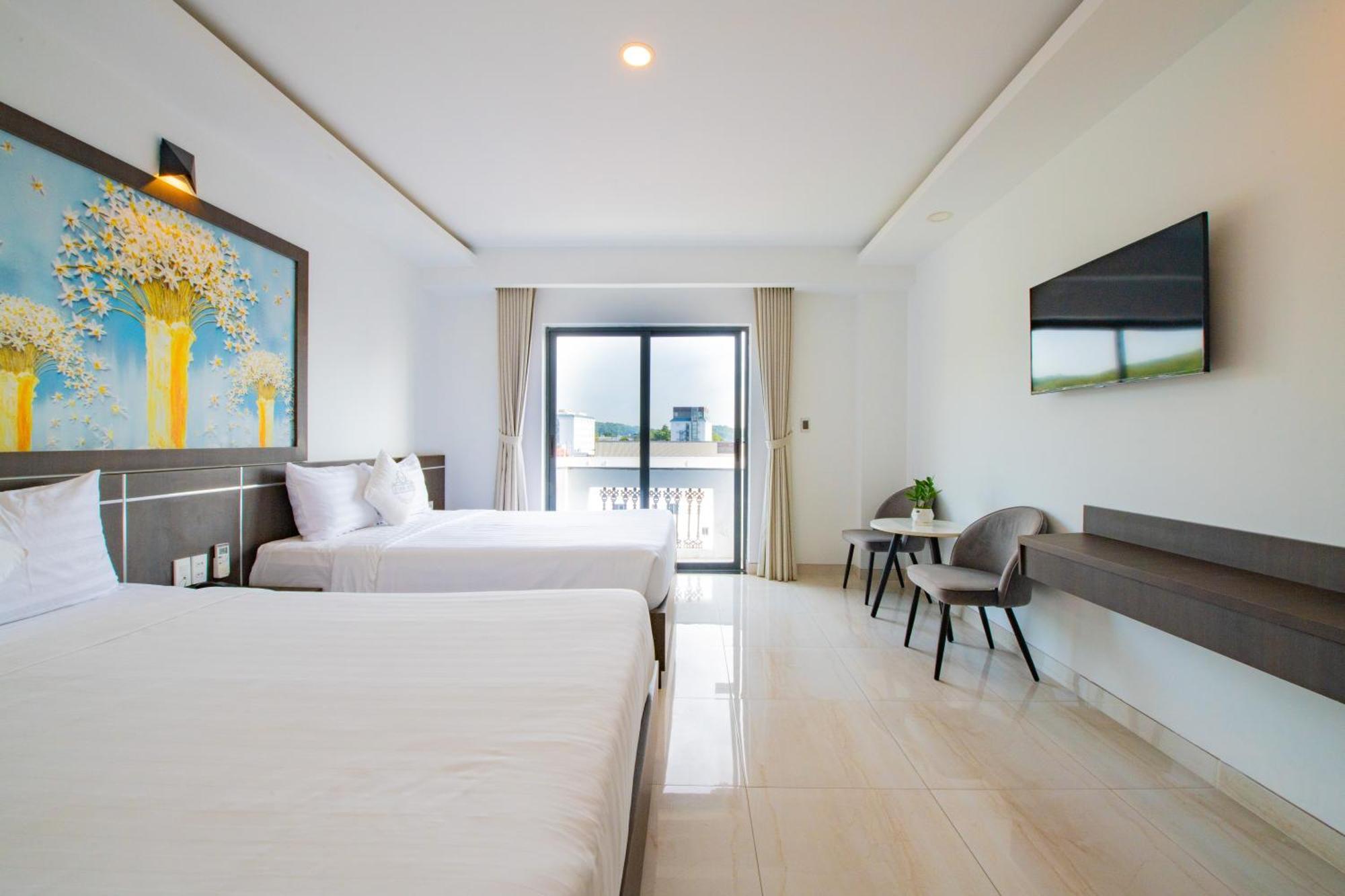 Hotel Levan 3*