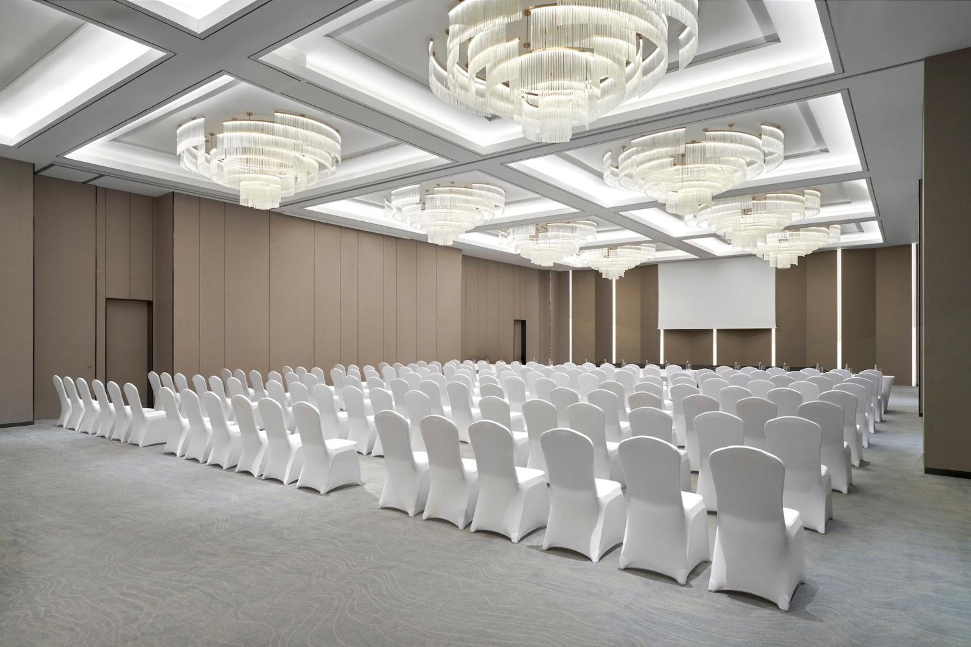 Crowne Plaza Centre By Ihg 5* Đà Nẵng