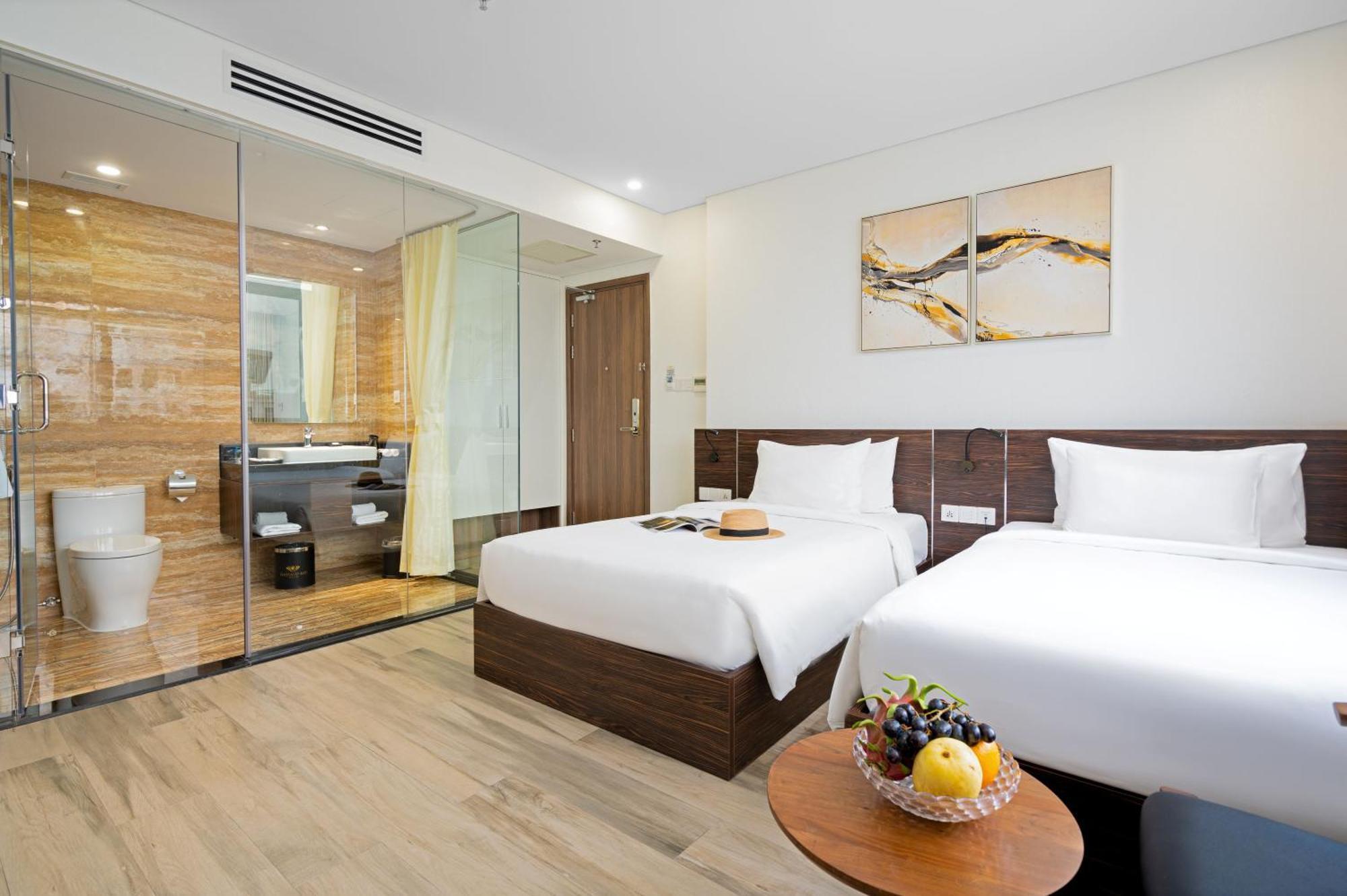 Emerald Bay & Nha Trang