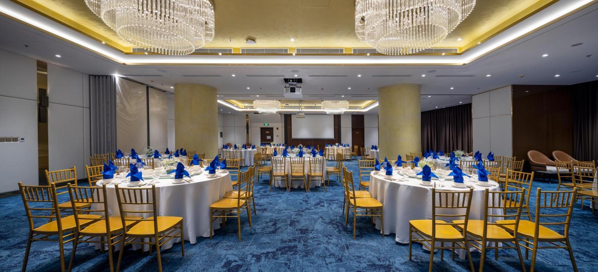 Western Premier Marvella Hotel