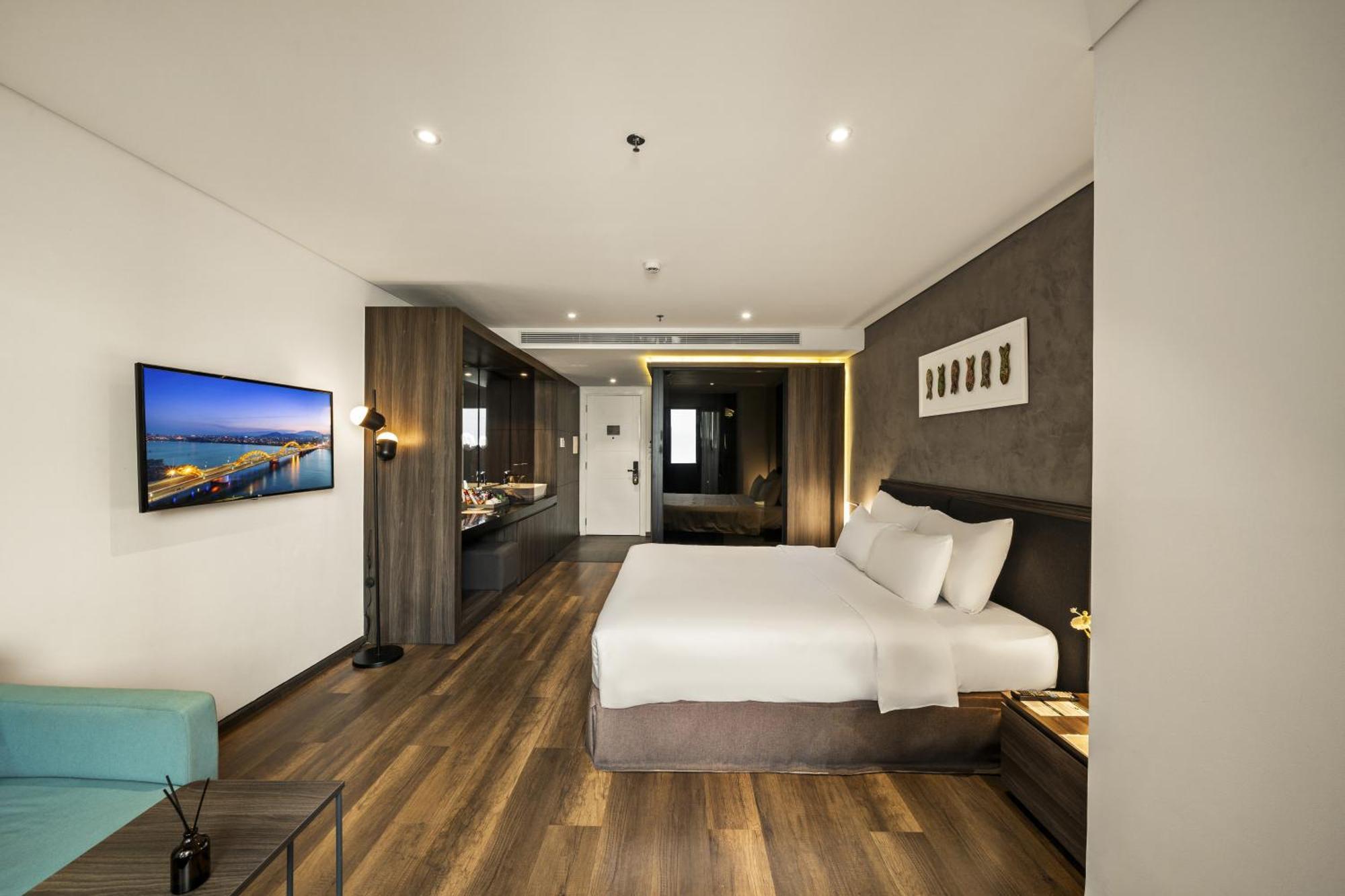 Khách Sạn&spa The Code 4*