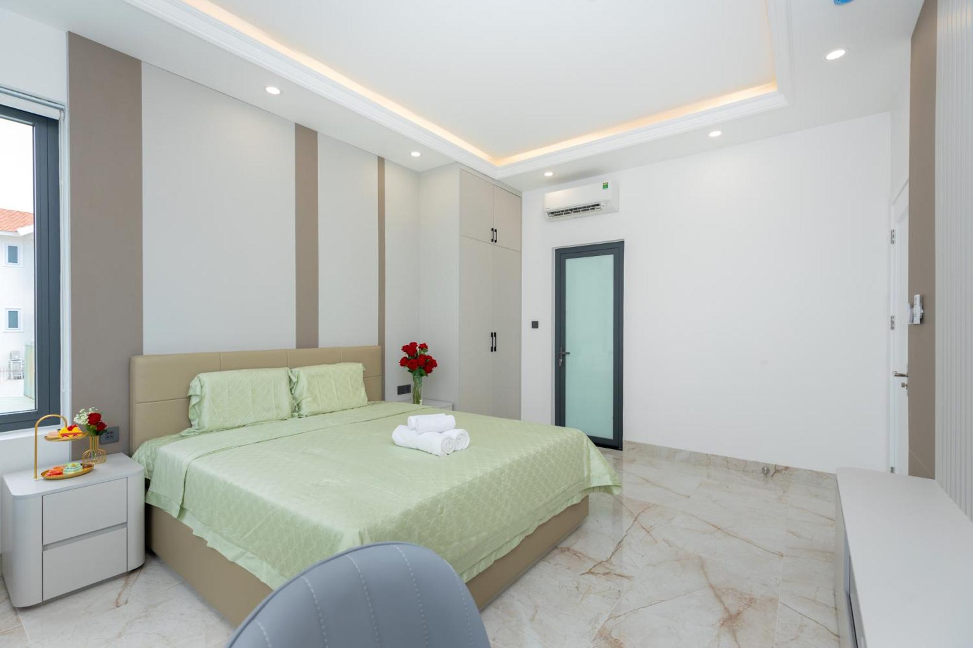 Villa B2-34 Hoang My *