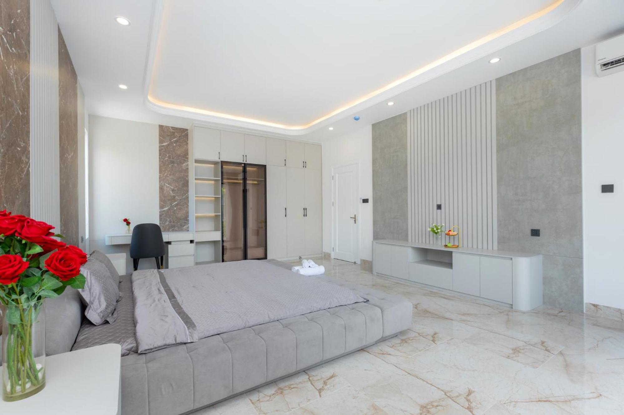Villa B2-34 Hoang My *