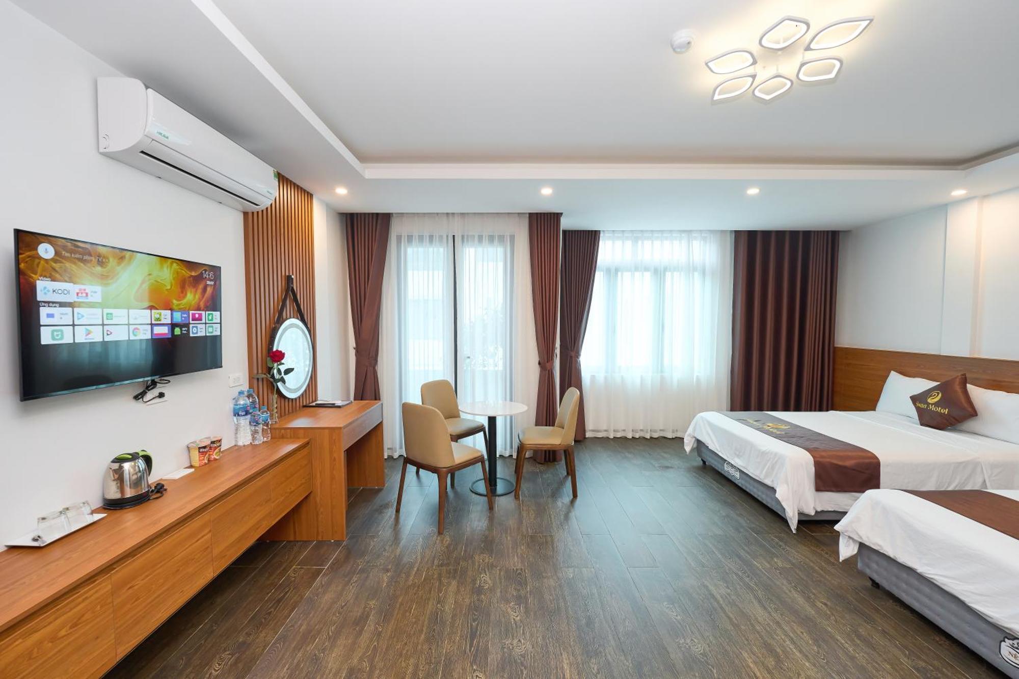 Hotel Swan Ha Long