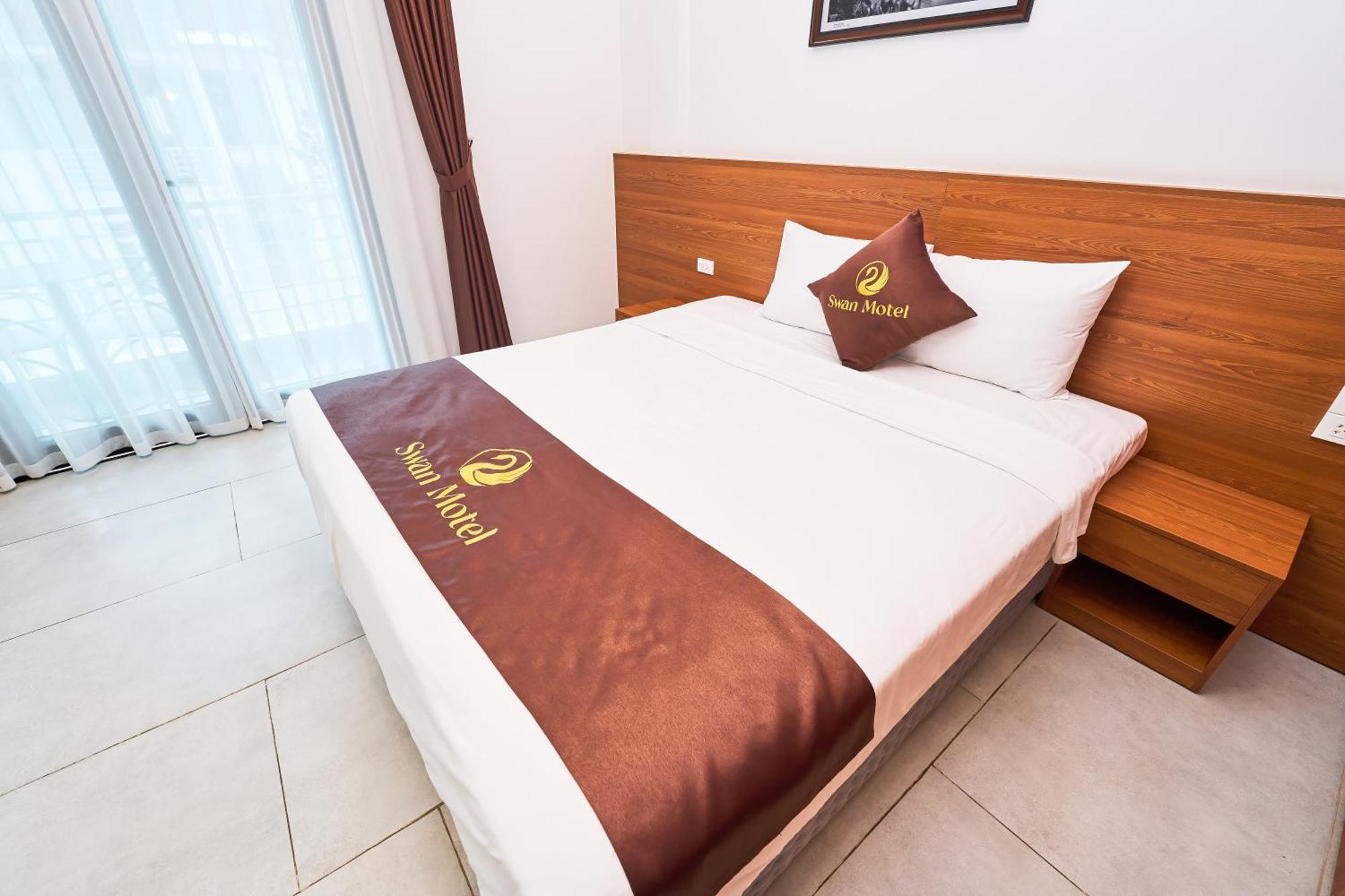 Swan Hotel Ha Long