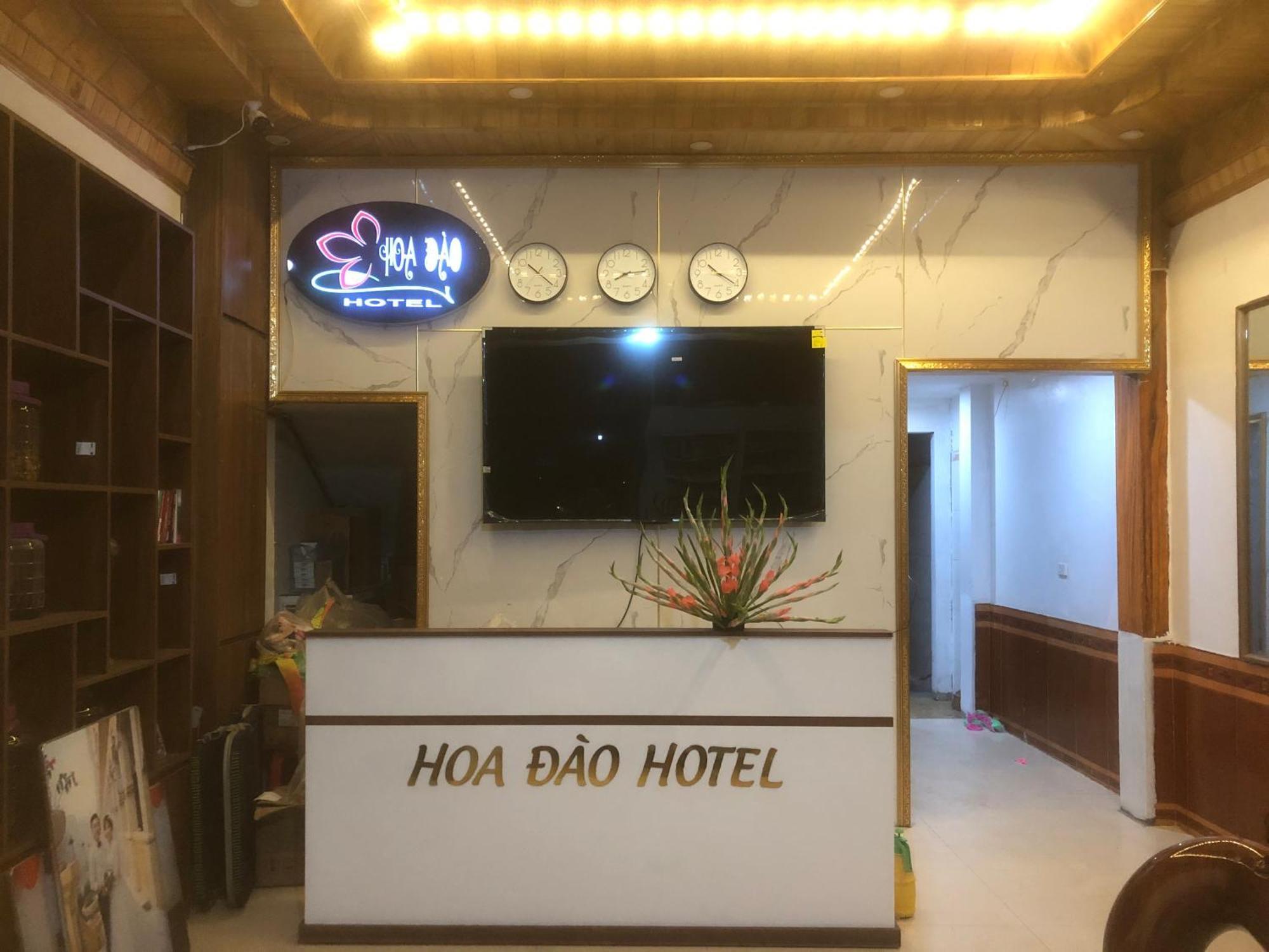 Hoa Dao *