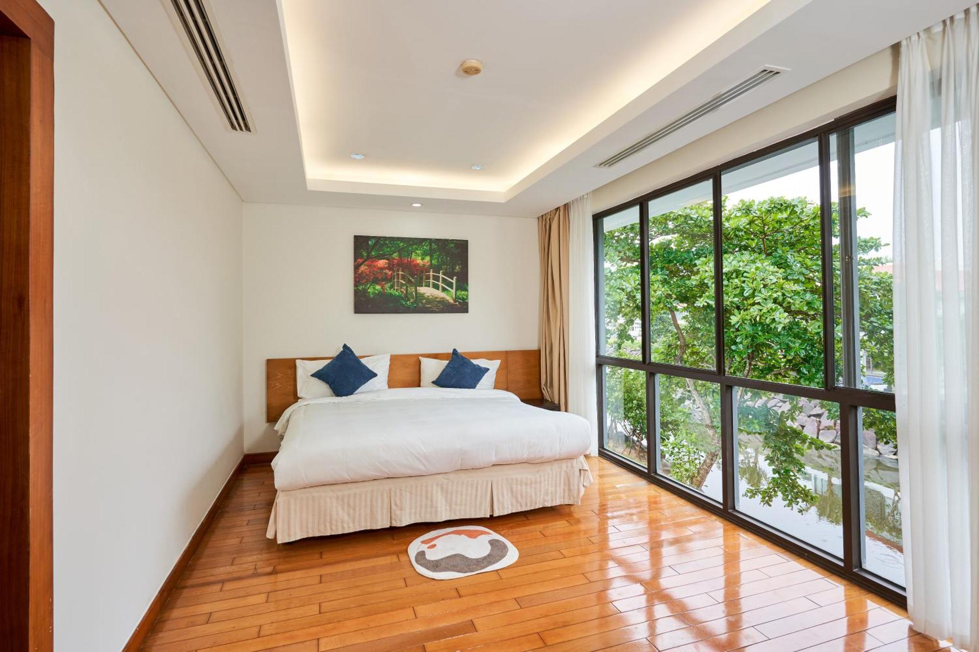 Ocean Villa *