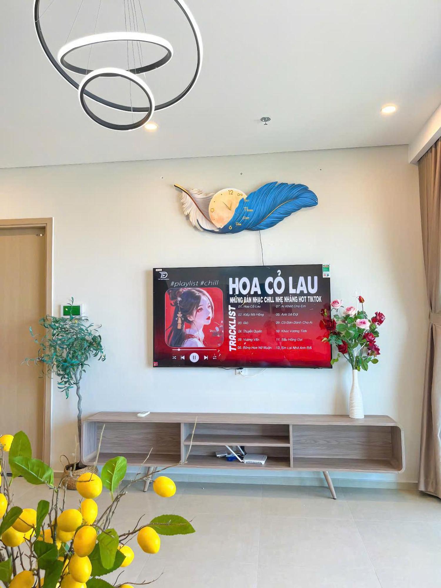 The Song 5 Stars - Ho Du Lich 5 Sao Canh Bien - Dumin's Apartment *