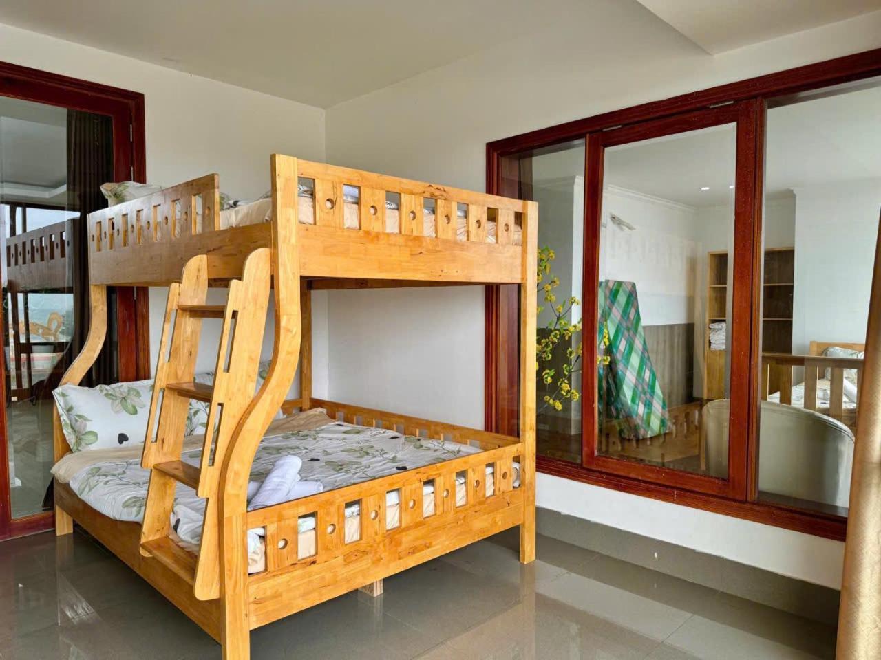 Căn hộ Oasky Son Thinh - Tina *