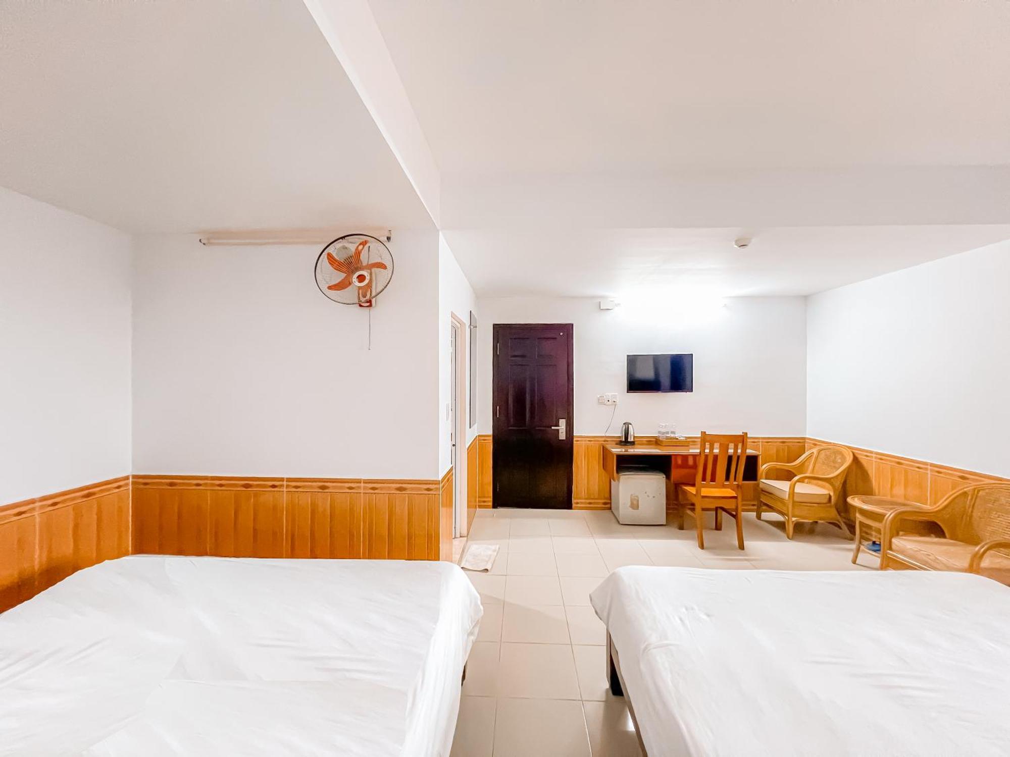 Ngoc By The Moment Hotel 2*
