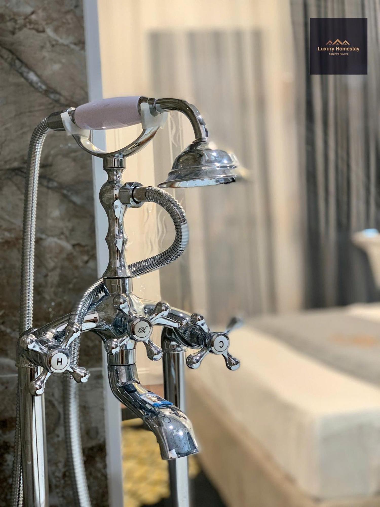 Luxury Vinhomes Dragonbay * Hạ Long
