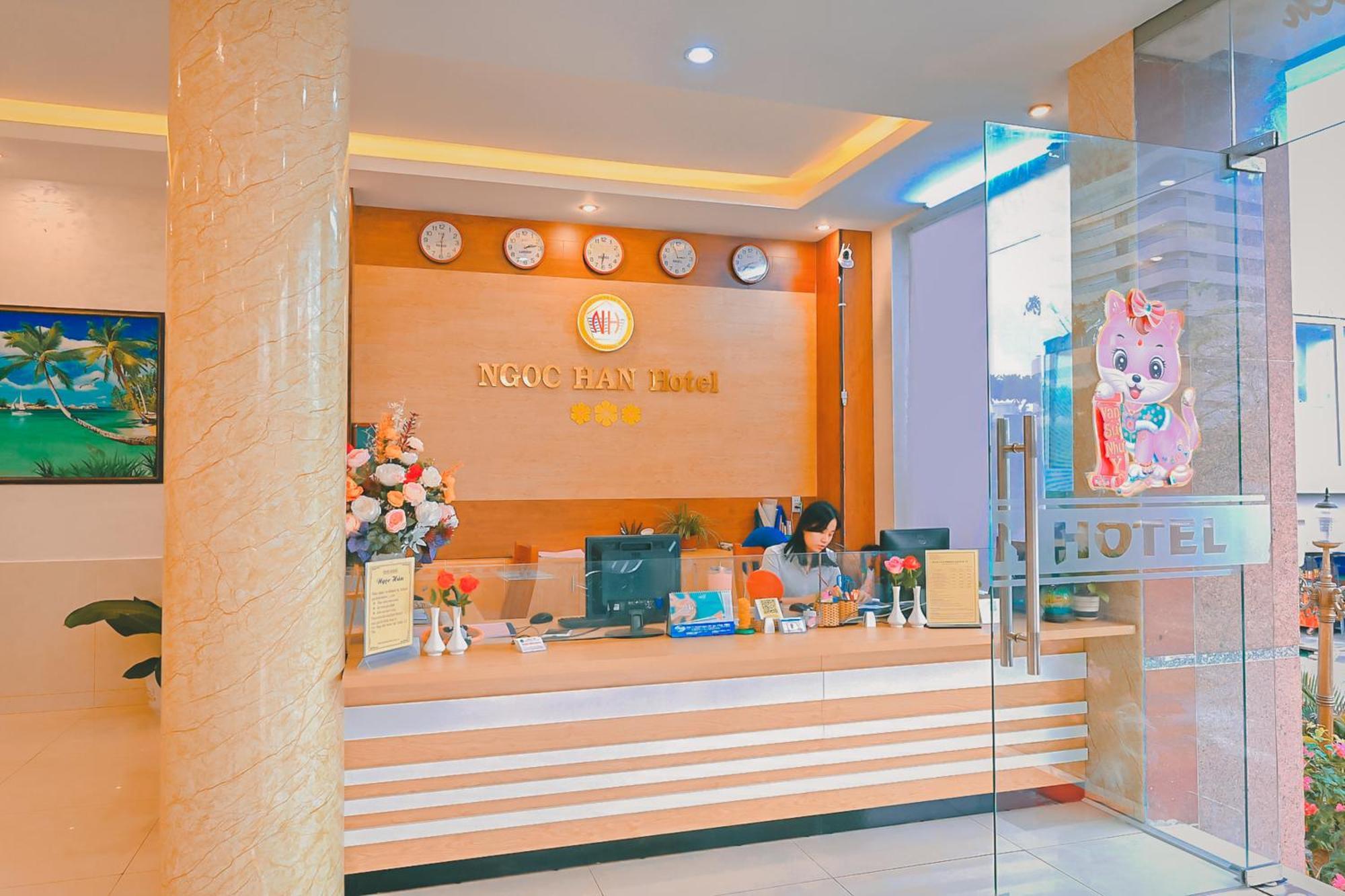 Hotel Ngoc By The Moment