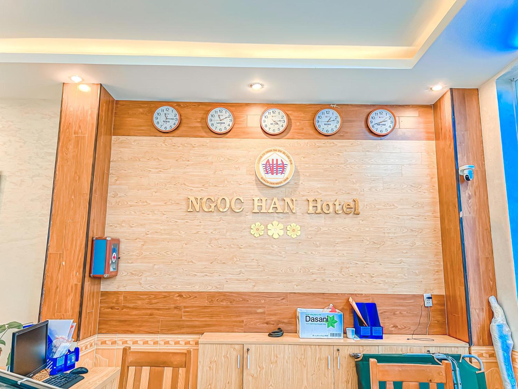 Hotel Ngoc By The Moment