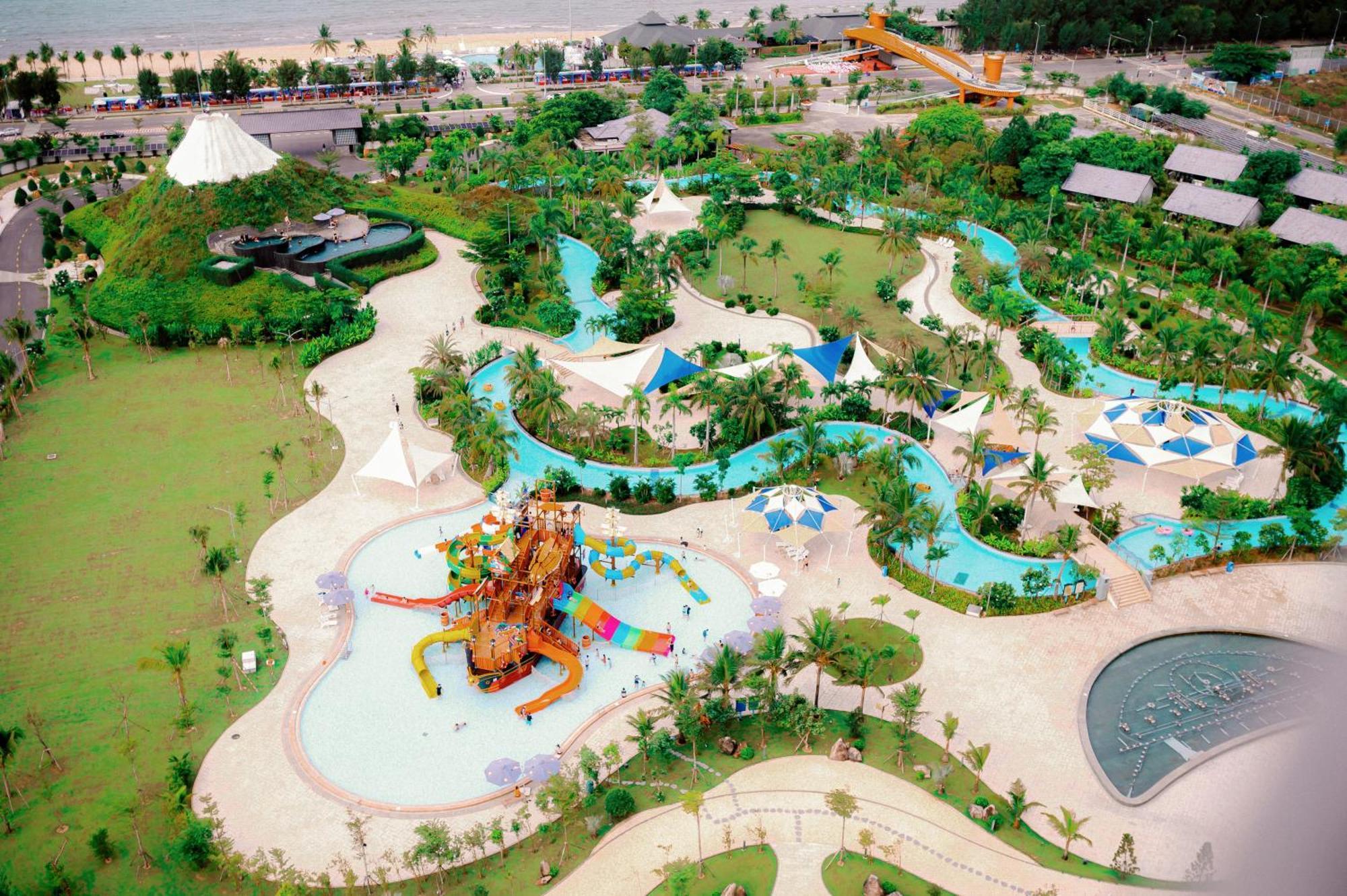 - Mikazuki Japanese Resorts&spa Resort