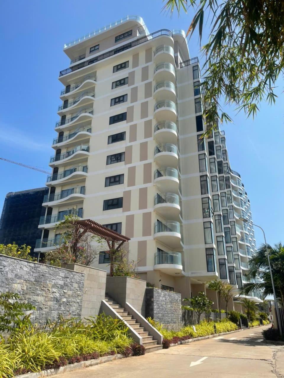 Apartment Aria Resort- Ho Nghi Duong Tang 8 Huong Bien, Ho Boi Sat Canh Bai Tam Rieng *