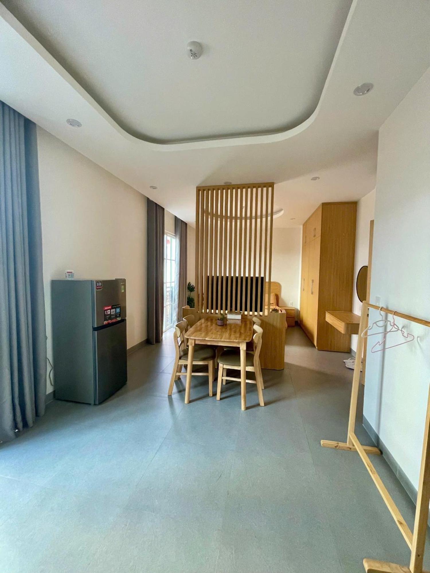 Khách sạn Lotus Hillside 3*